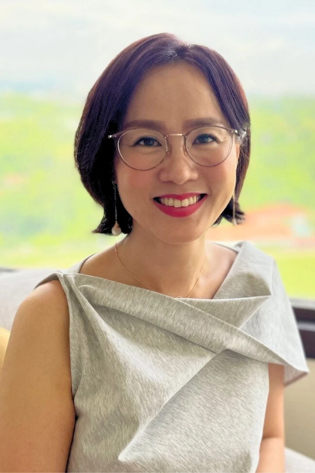 Art Psychotherapist, Art Therapist in Singapore - Mira Yoon 윤미라