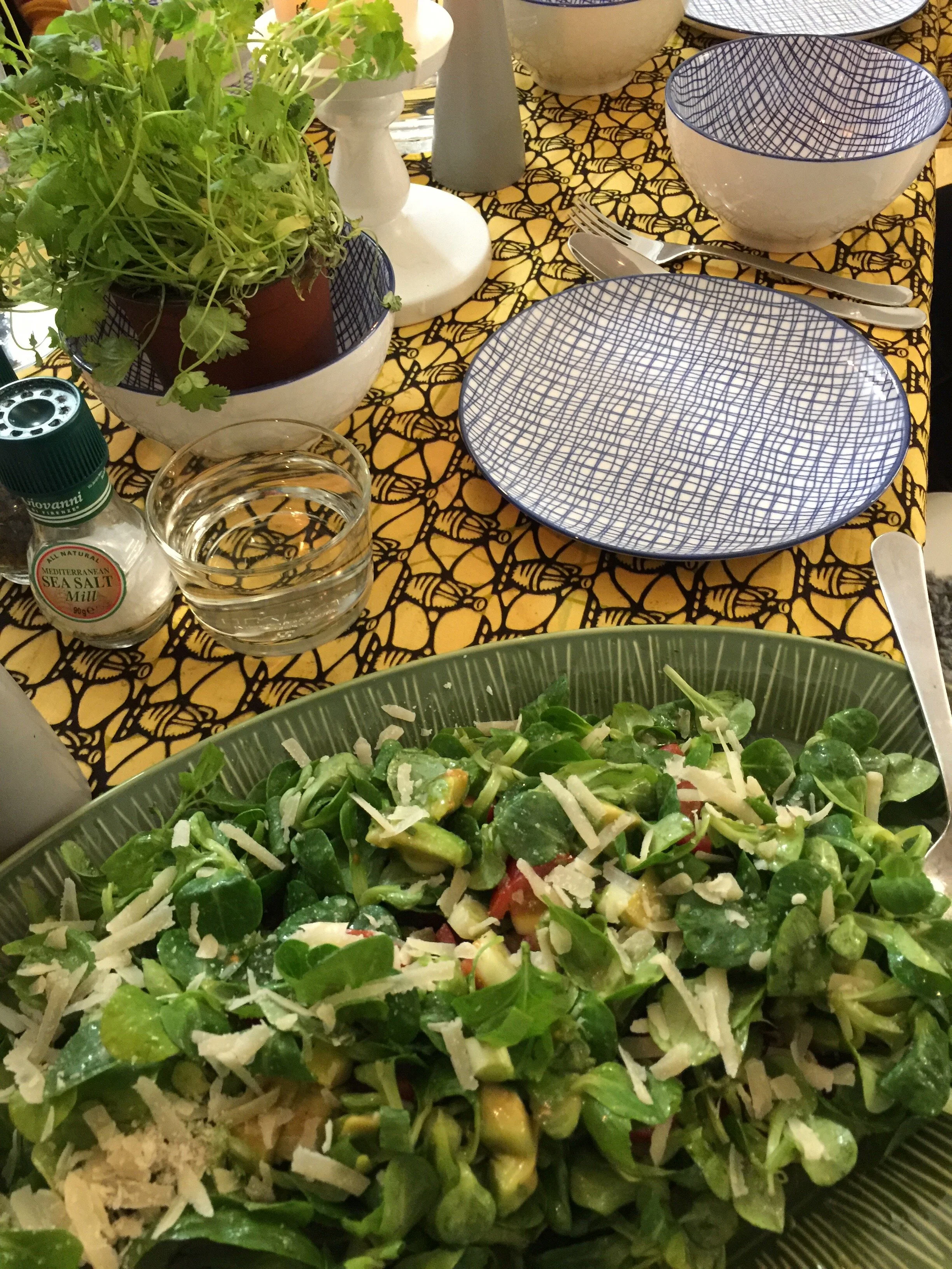 Spring Sunday Yoga Brunch with colour and spice