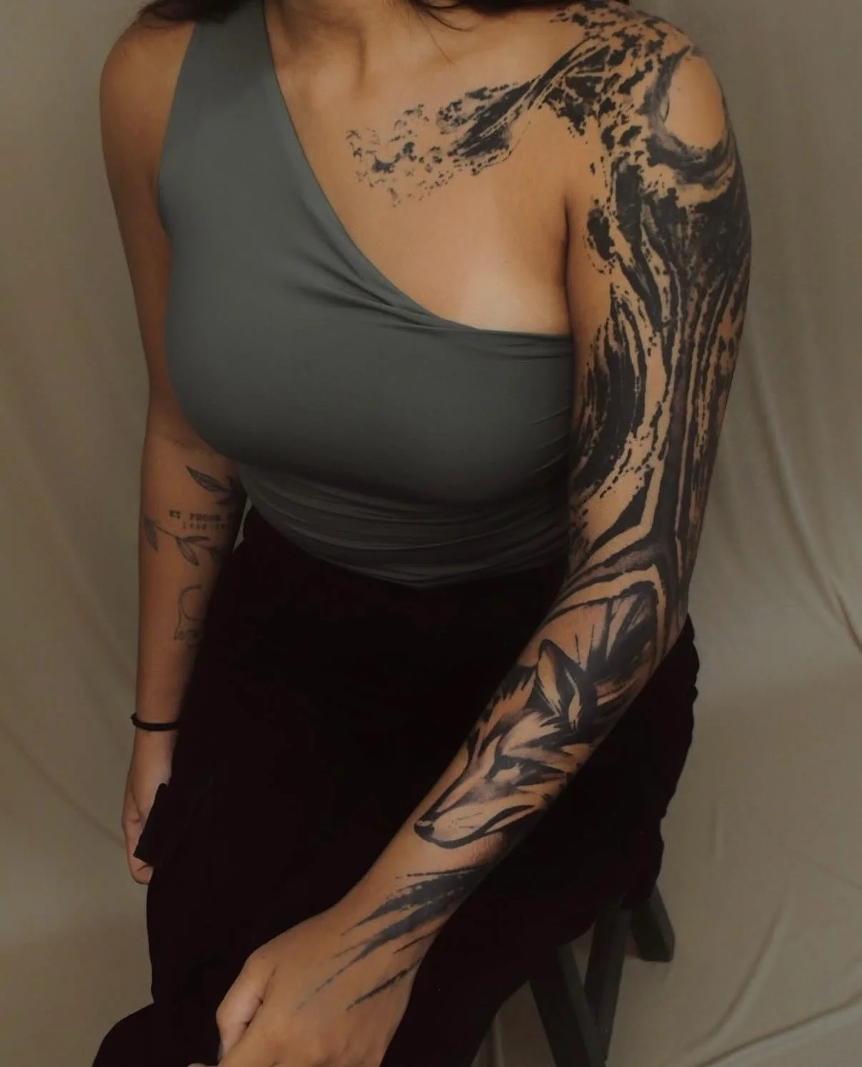 Artist | @gabekohlerr 
NOIA Resident Artist
Bookings &gt; gabekohler.art@gmail.com or use the link in our bio

Your skin. Your art. Your flow.

NO&Iuml;A | BERLIN

#noiatattoo #noiastudio #no&iuml;aberlin #tattooberlin #tattooart #tattooartist #tatto