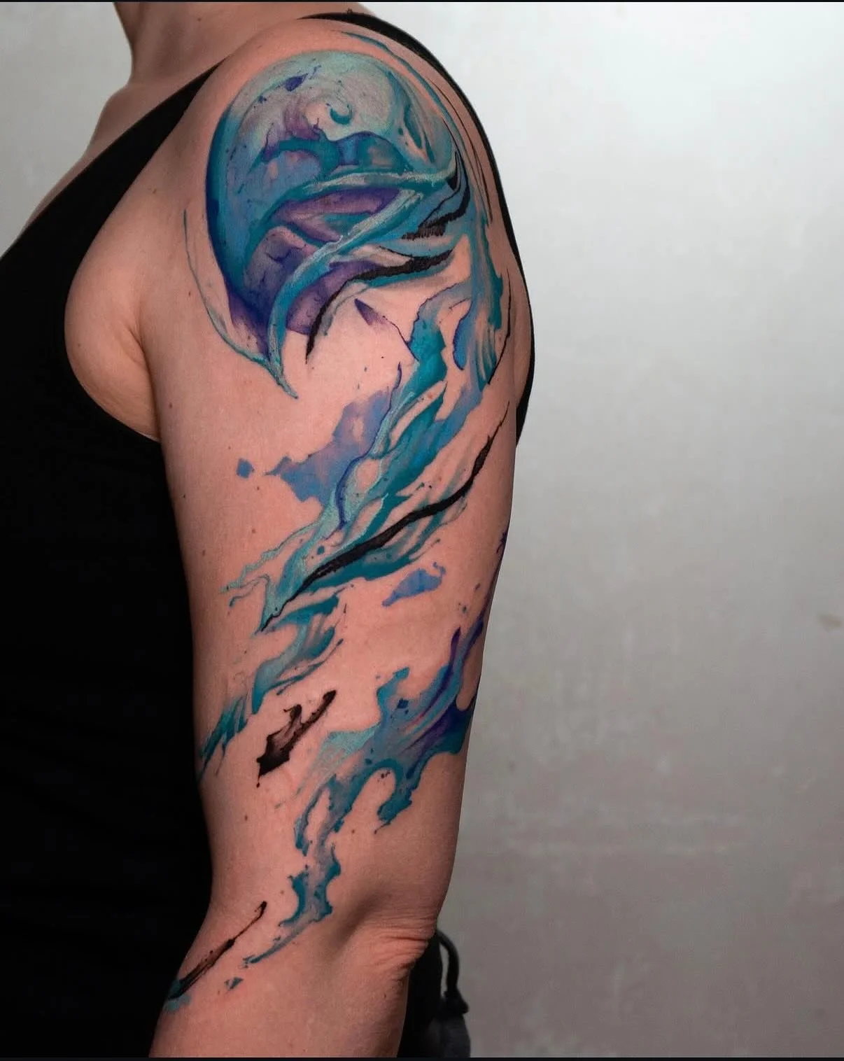 Artist | @kamus.flow 
NOIA Resident Artist 
Bookings > @kamus.flow or use the link in our bio

Your skin. Your art. Your flow. 

NO&Iuml;A | BERLIN

#noiatattoo #noiastudio #noiaberlin #tattooberlin #tattooart #tattooartist #tattooinspo #tattooide