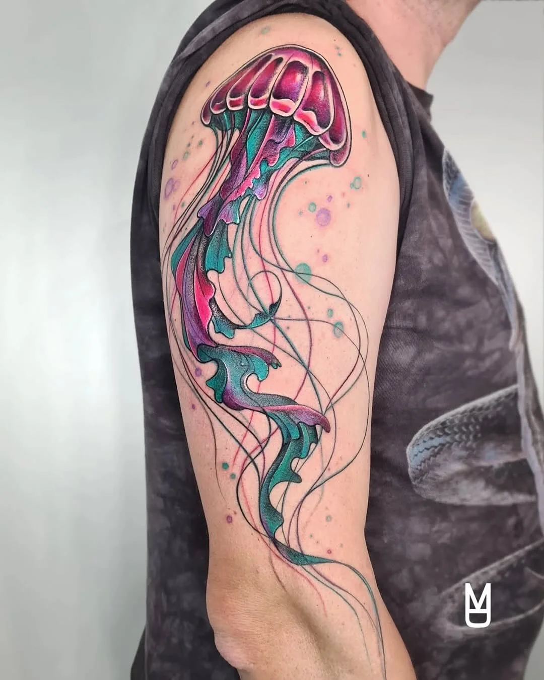 Artist | @monikadolatattoo 
NOIA Guest artist / January 2026
Bookings > @monikadolatattoo  or use the link in our bio

Your skin. Your art. Your flow.

NO&Iuml;A | BERLIN

#noiatattoo #noiastudio #no&iuml;aberlin #tattooberlin #tattooart #tattooar