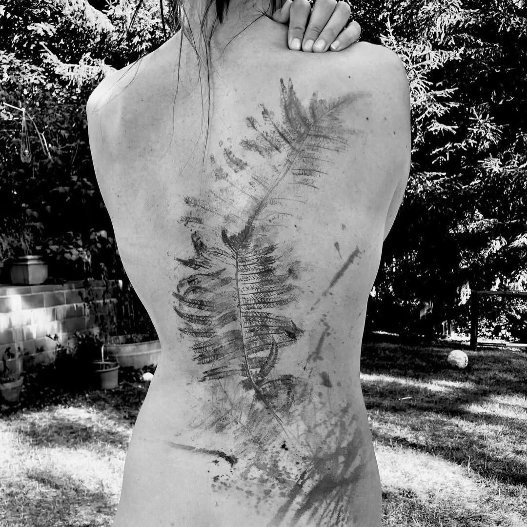 Artist | @krisros.ink 
NOIA Resident Artist
Bookings > please check @krisros.ink or use the link in our bio

Your skin. Your art. Your flow.

NO&Iuml;A | BERLIN

#berlintattoo #tattoo #abstract