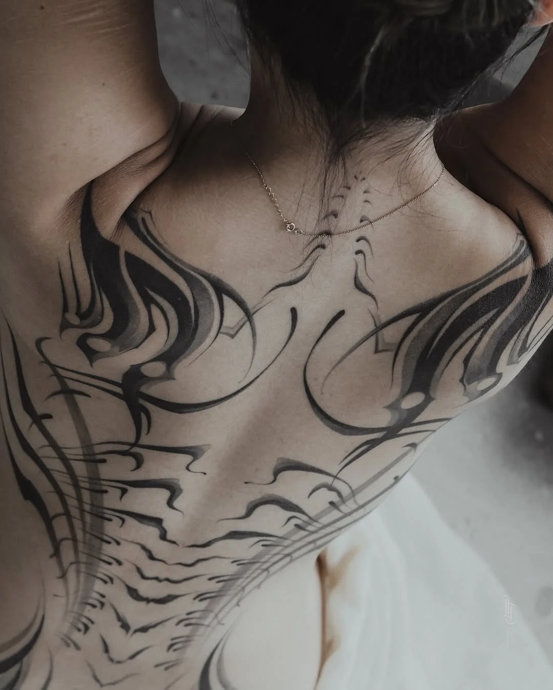 Artist | @inkture 
Guest Artist / March 4-8 in 2026
Bookings > Please check @inkture or use the link in our bio

Your skin. Your art. Your flow. 

NO&Iuml;A | BERLIN

#tattoo #berlintattoo #art