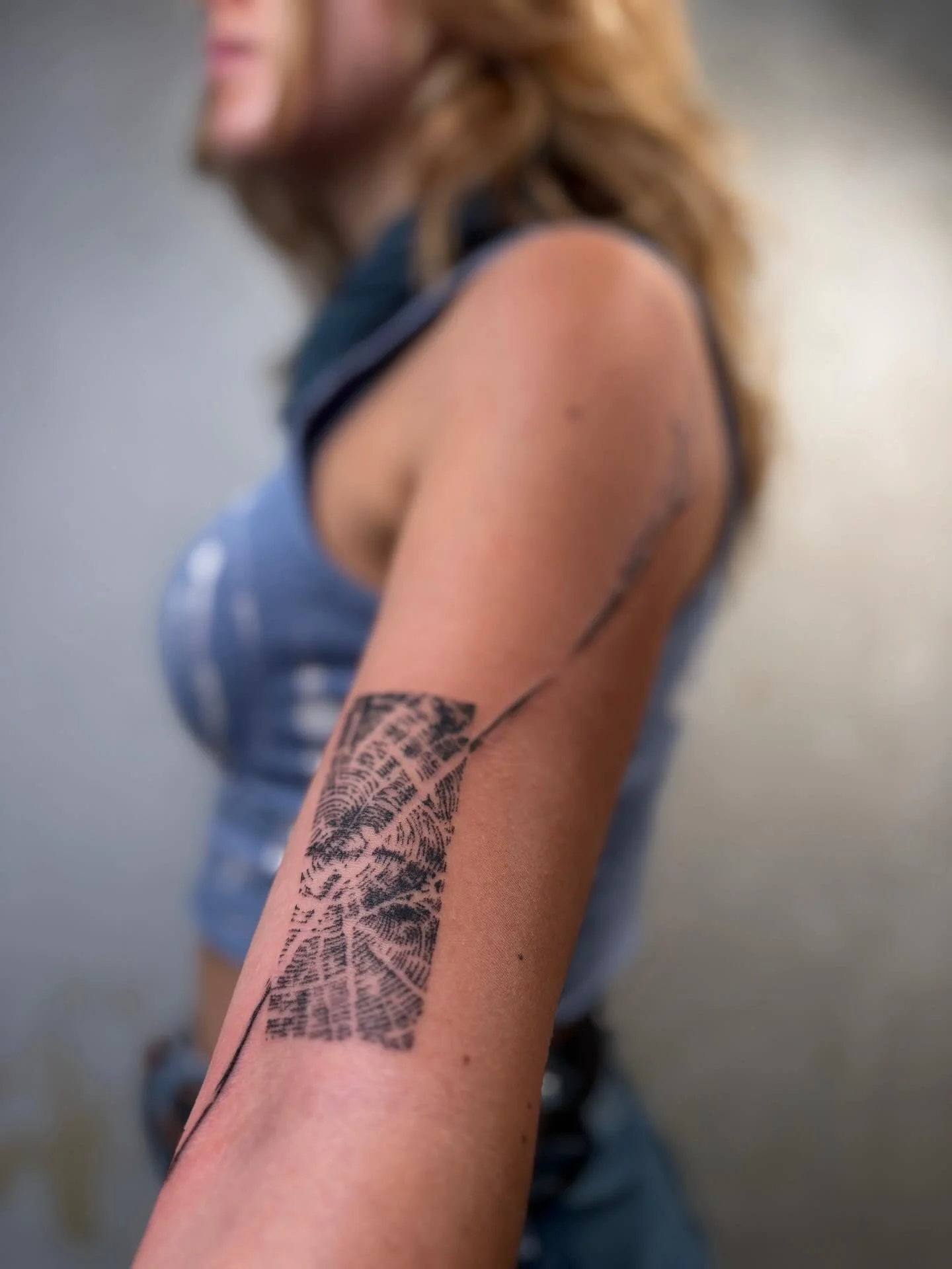 Artist | @krisros.ink 
NOIA Resident Artist
Bookings > please check @krisros.ink or use the link in our bio

Your skin. Your art. Your flow.

NO&Iuml;A | BERLIN

#berlintattoos #abstracttattoos #arttattoos #legtattoos #armtattoos