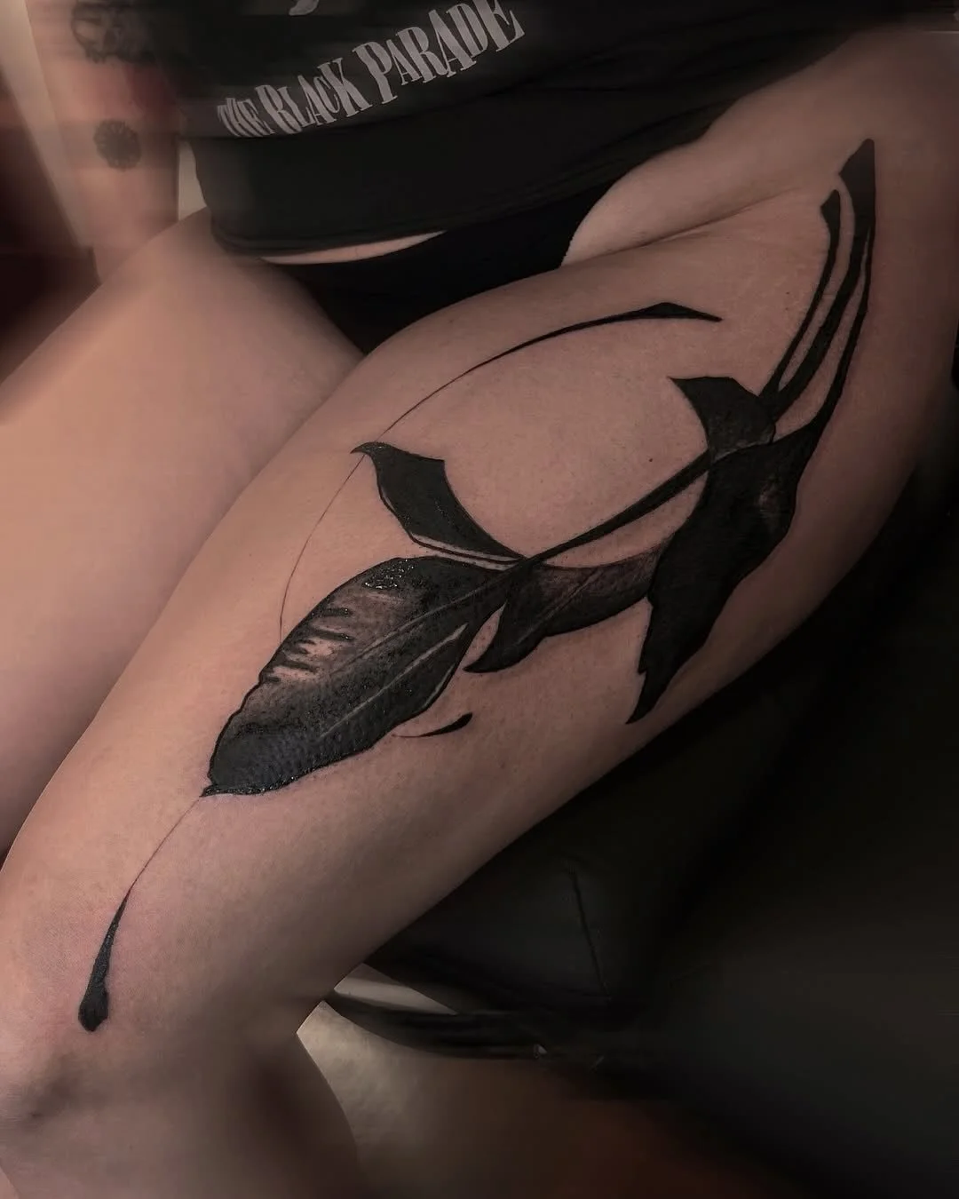 Artist | @brnosch 
NOIA Guest Artist March 1-6 2026
Bookings > please check @brnosch or use the link in our bio

Your skin. Your art. Your flow.

NO&Iuml;A | BERLIN

#berlintattooers #abstracttattoos #linetattoos #legtattoos #bodyarttattoo