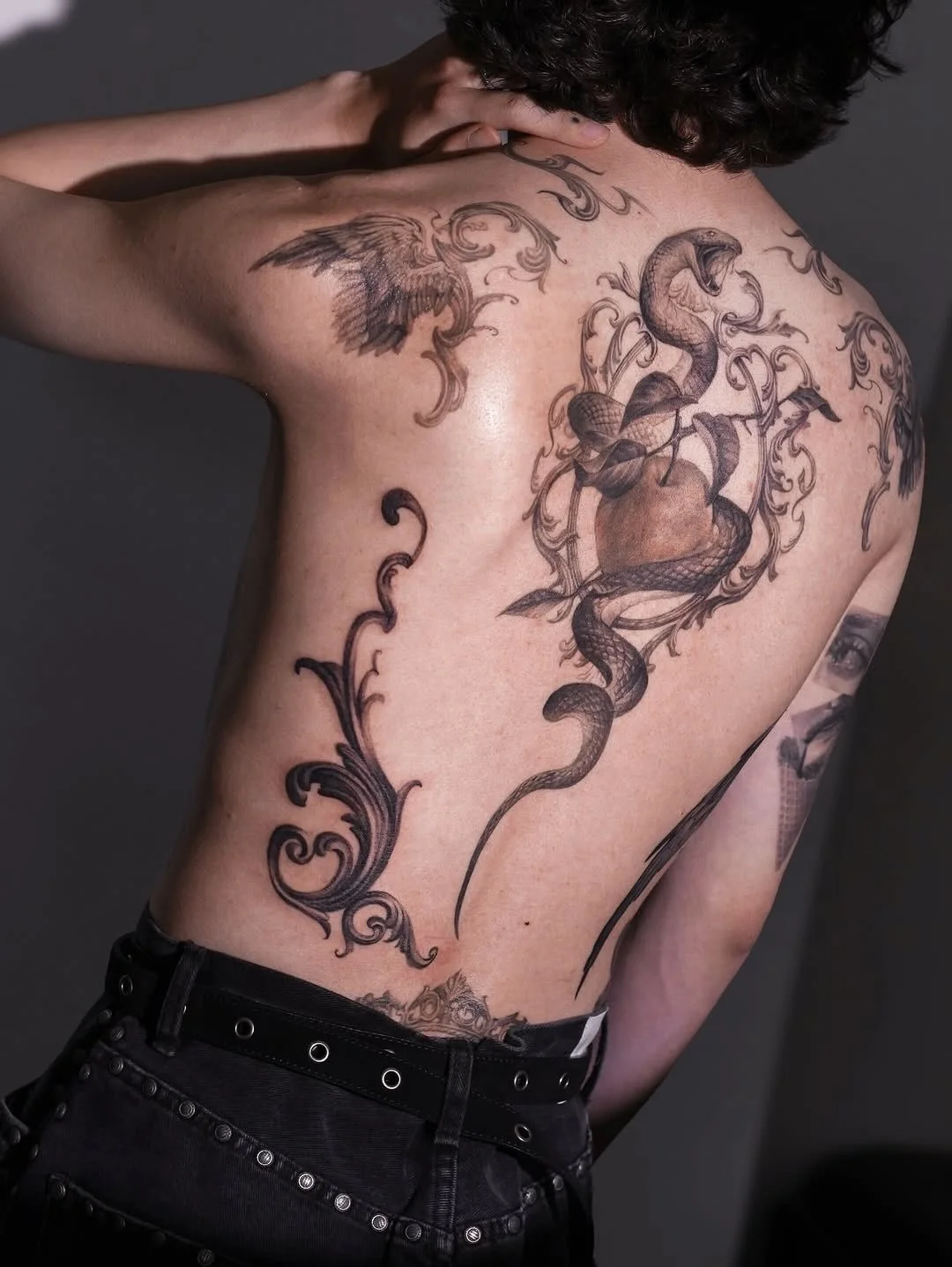 Artist | @blanco_tattoo_ 
Guest Artist 15-25 April 2026
Bookings > @blanco_tattoo_ or use the link in our bio

Your skin. Your art. Your flow.

NO&Iuml;A | BERLIN

#tattoo #berlintattoo #tattooart #koreantattoo