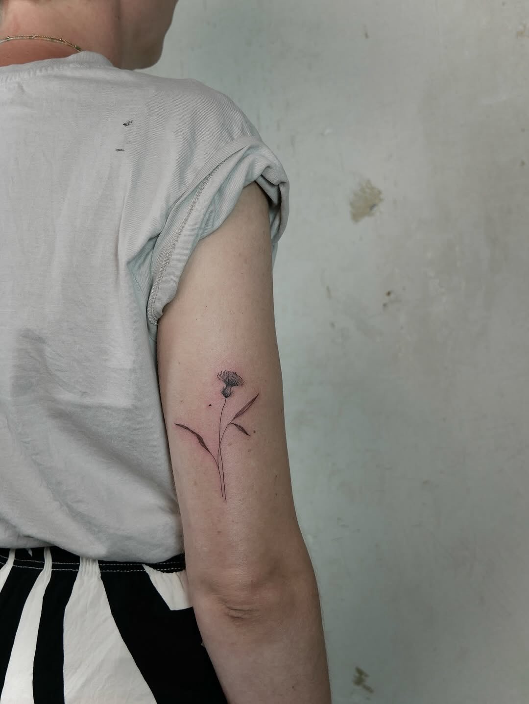 Artist | @sionaxttt 
NOIA Resident Artist / Tiny botanicals 😍
Bookings > please check @sionaxttt or use the link in our bio

Your skin. Your art. Your flow.

NO&Iuml;A | BERLIN

#berlintattoo #armtattoos #abstractartwork #linetattoos #abstracttat