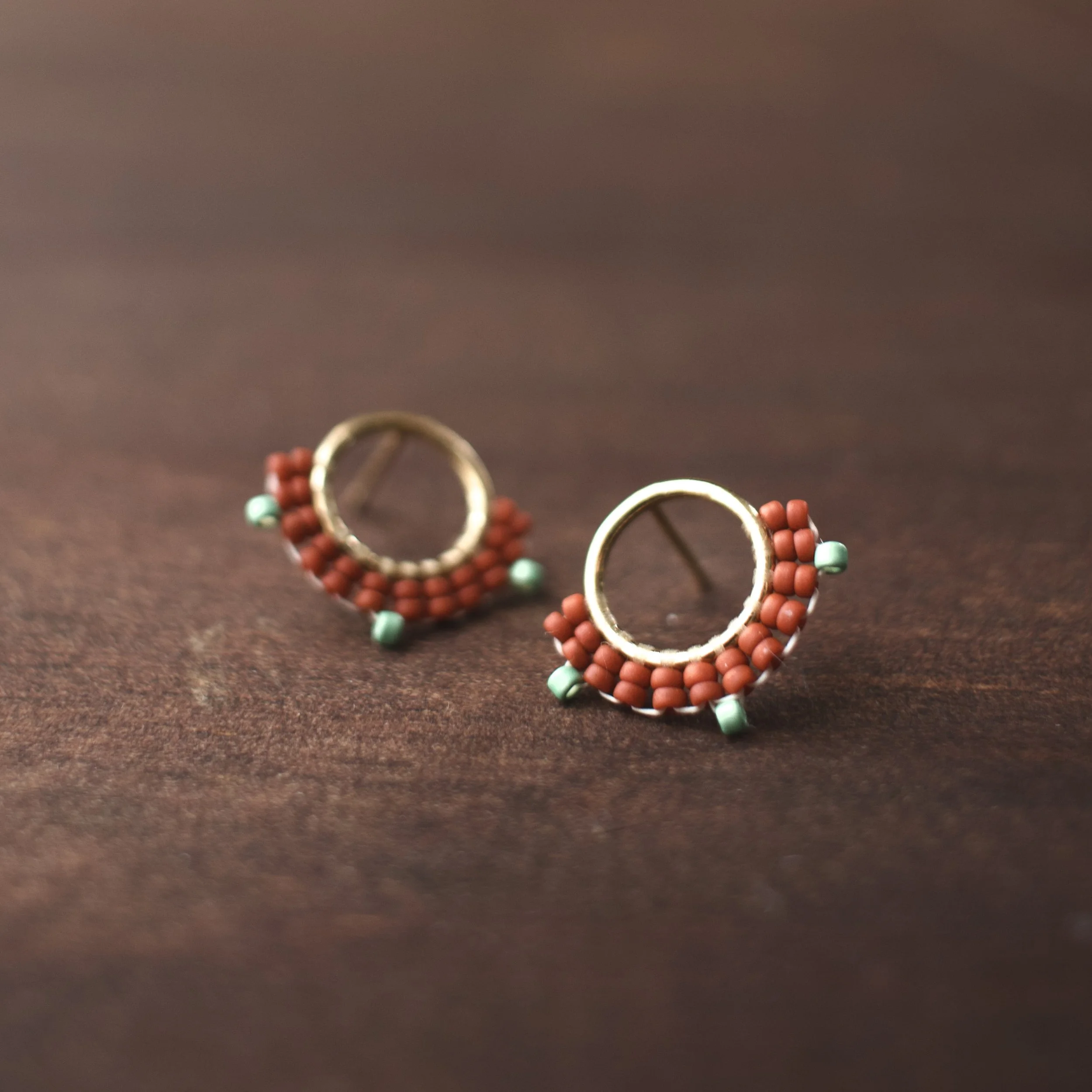 beaded_earrrings_Woven_Wyld_2023_9907.jpeg