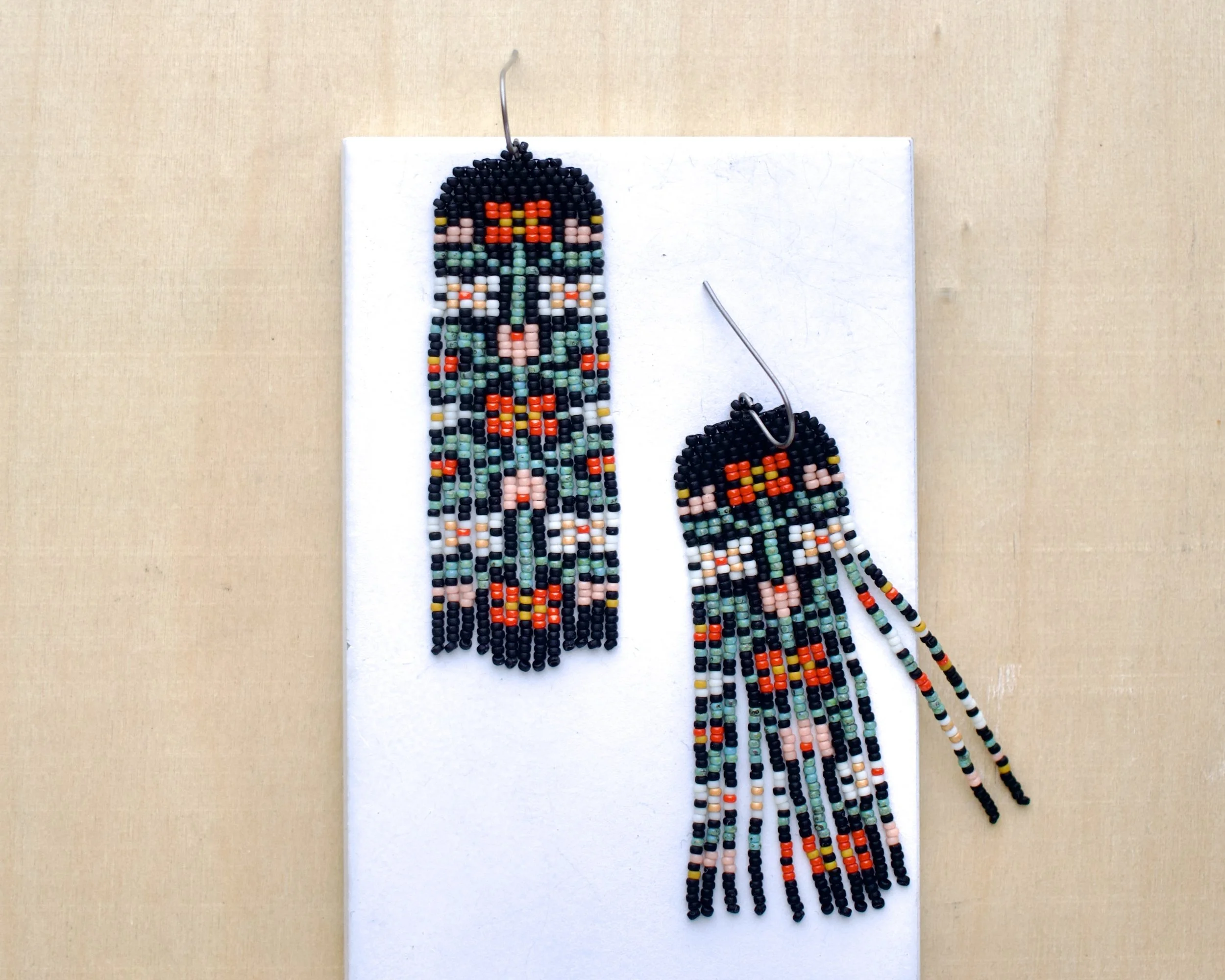 beaded_earrrings_Woven_Wyld_2023_9960 2.jpeg