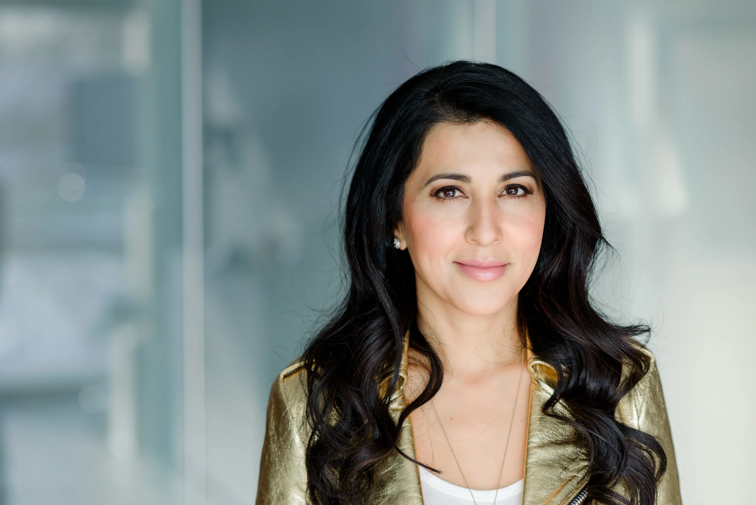 Afshan Tafler is a Whole Life Coach who helps you discover and nourish your best self, inside and out. Whether it’s Life Coaching, Health Coaching or Style Coaching, her approach is to consider the “whole” person as all parts of us are connected – mind, body and soul. Afshan helps clients uncover their deeper, more authentic self and learn to love and express who they are so that they can live their best life, everyday. Afshan’s expertise is helping clients change their thoughts and beliefs about themselves in order to create a new reality, better health and more peace in their lives. Afshan is also a mom to a special needs child and a person who strives everyday to bring more compassion, acceptance and peace into her life. Afshan’s certifications include: Adler Trained Coach, IIN Holistic Health Coach, Body-Centered Coaching Method and numerous trainings with world-renown self-help and change experts and authors.