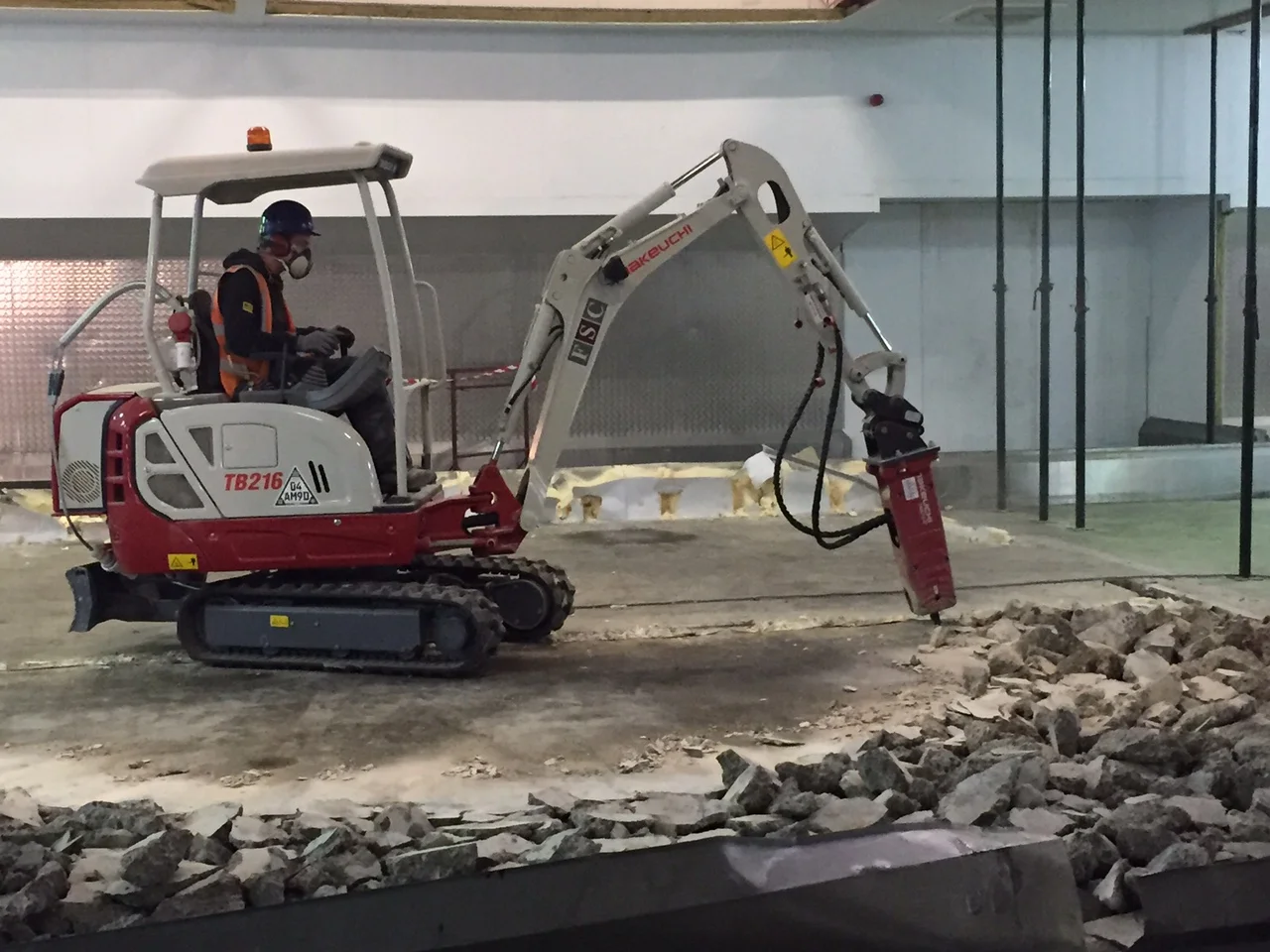 Takeuchi Hybrid working.JPG