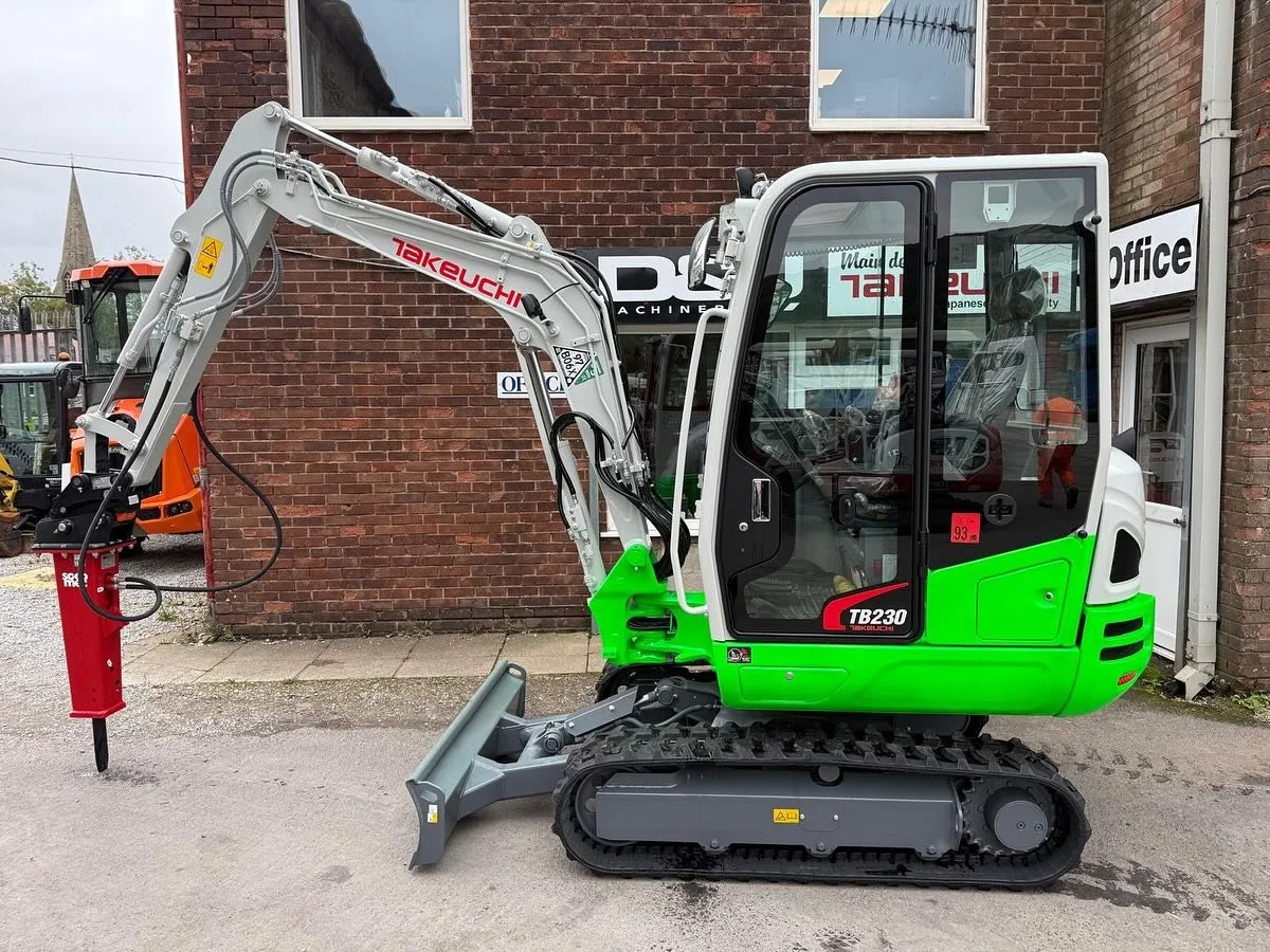 Many Thanks to Serconnect Ltd for their latest @takeuchiuk purchase a Takeuchi TB230 specked up in house in their corporate colours.

As with all Takeuchi Excavators so many specifications as standard on the TB230

* Stage V Ready &lt; 19kW - Low Emi