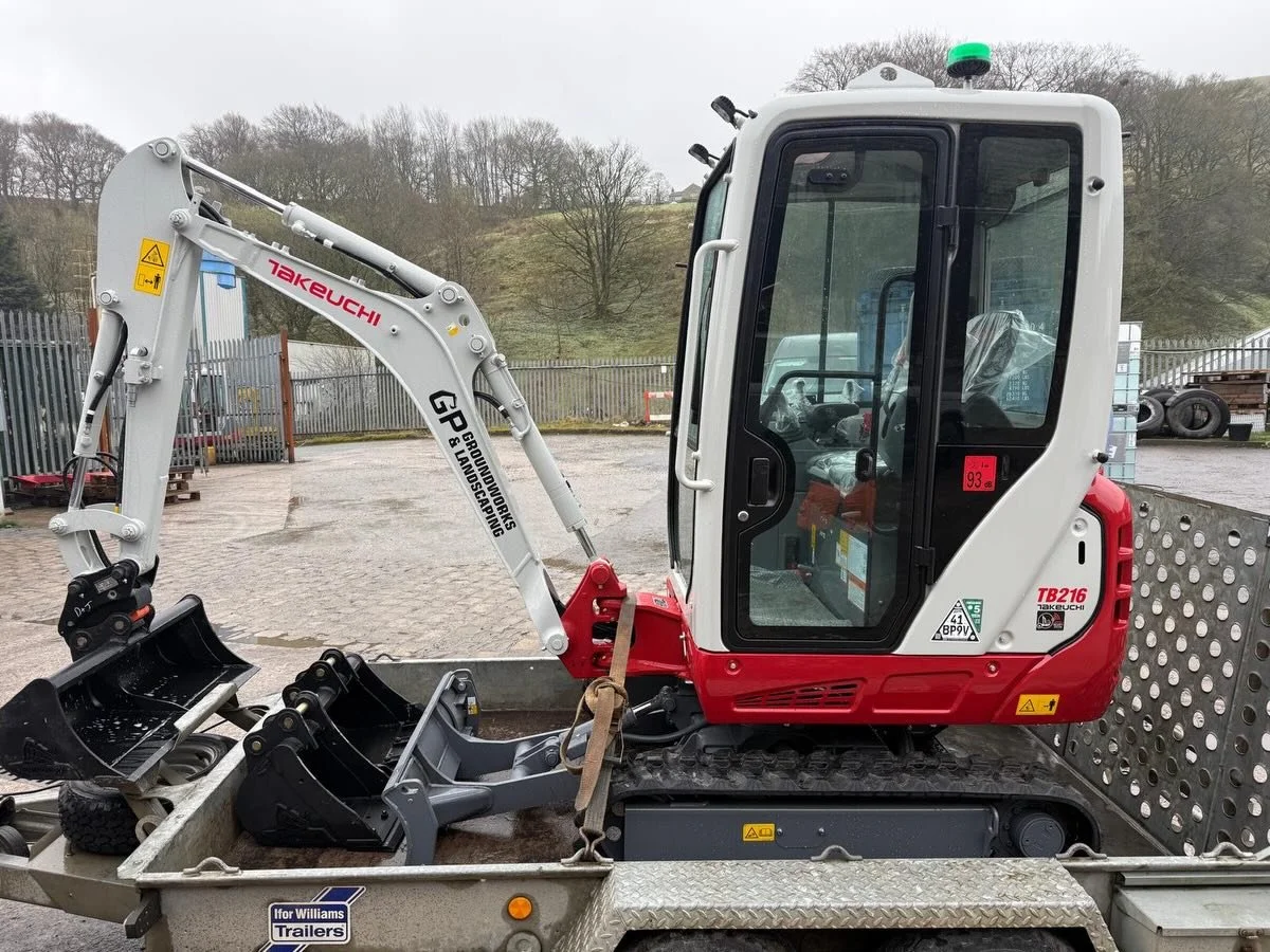 New @takeuchiuk TB216 cabbed excavator fully specked up with Hill Hydraulic hitch for GP Groundworks and Landscaping joining the TB230 already in the fleet.

Many Thanks once again George always a pleasure doing business.

#utilities #groundworks #co