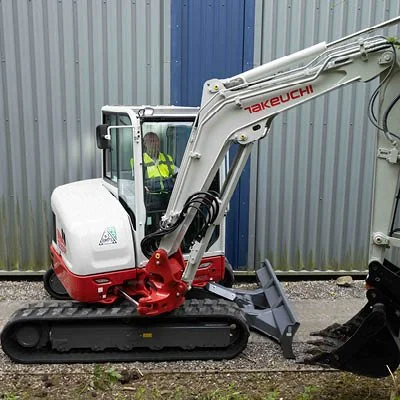 TB350R-Takeuchi-Short-Tail-Digger-5-tonne-400x4003-1.jpg