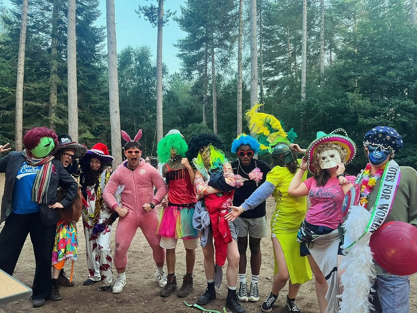Session 3 fashion show was 🔥COMPETITIVE🔥 to put it mildly - and this is just the Counsellors!!!

We&rsquo;re expecting more of the same this week with Session 4&hellip;

💃🏼🕺🧚🦹👩&zwj;🚀🥷🧟&zwj;♂️🧑&zwj;🎤💂&zwj;♀️👹🤖🤡🧙

#campcrusoe #uksumme