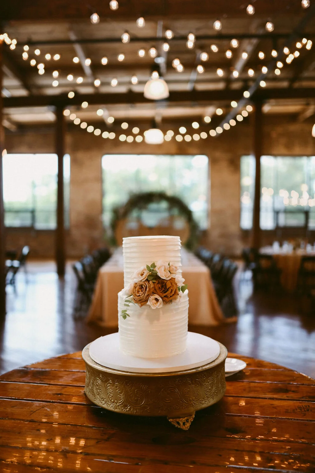 FALLING INTO THE SEASON