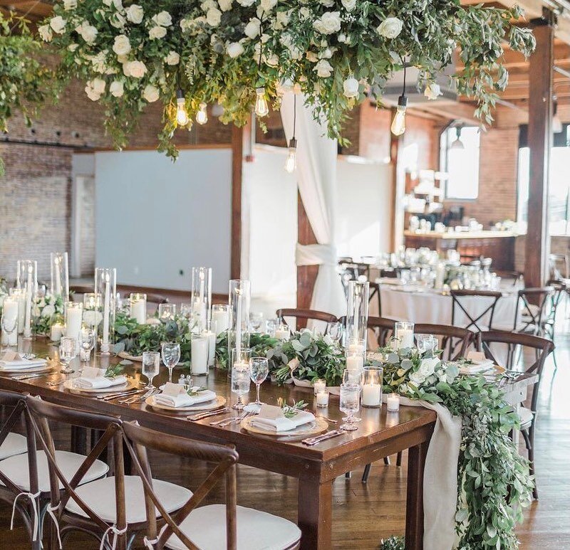 Falling in love with this dreamy head table from this past weekend! 

Congrats to this sweet couple, Samantha &amp; Charles! 

Appreciate the amazing relationships we&rsquo;ve created with the vendors that made this come to life!