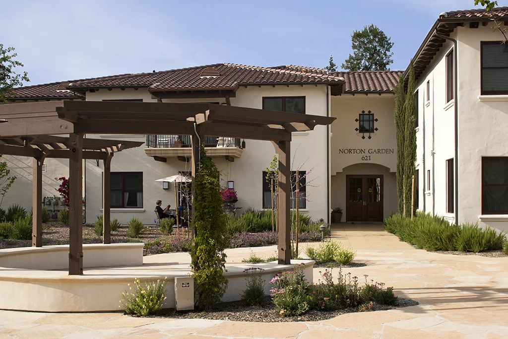 Pilgrim Place Norton Garden Claremont, CA