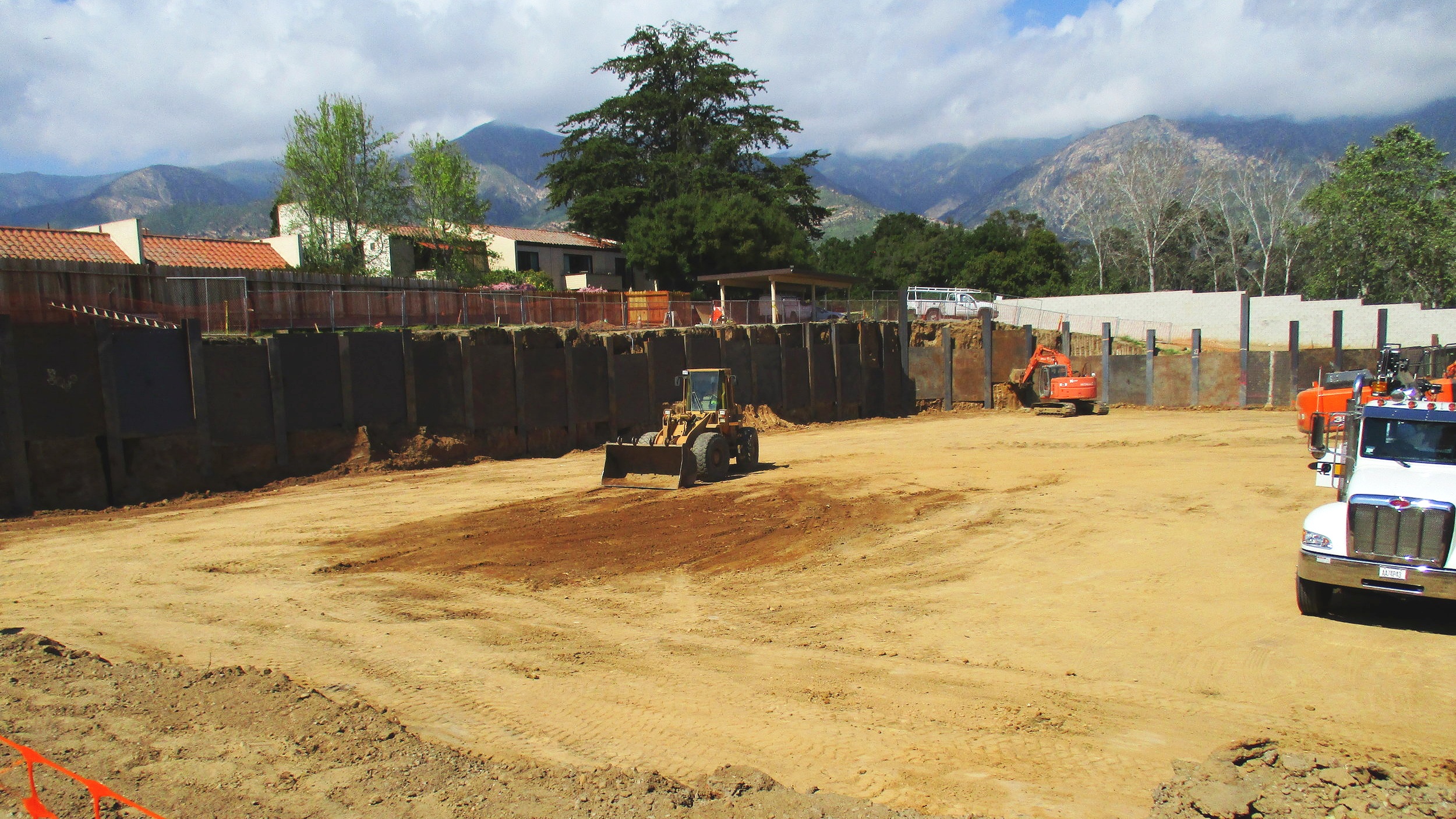 Casa Dorinda, Independent Living, 4/2/19 Installing Shoring Plates