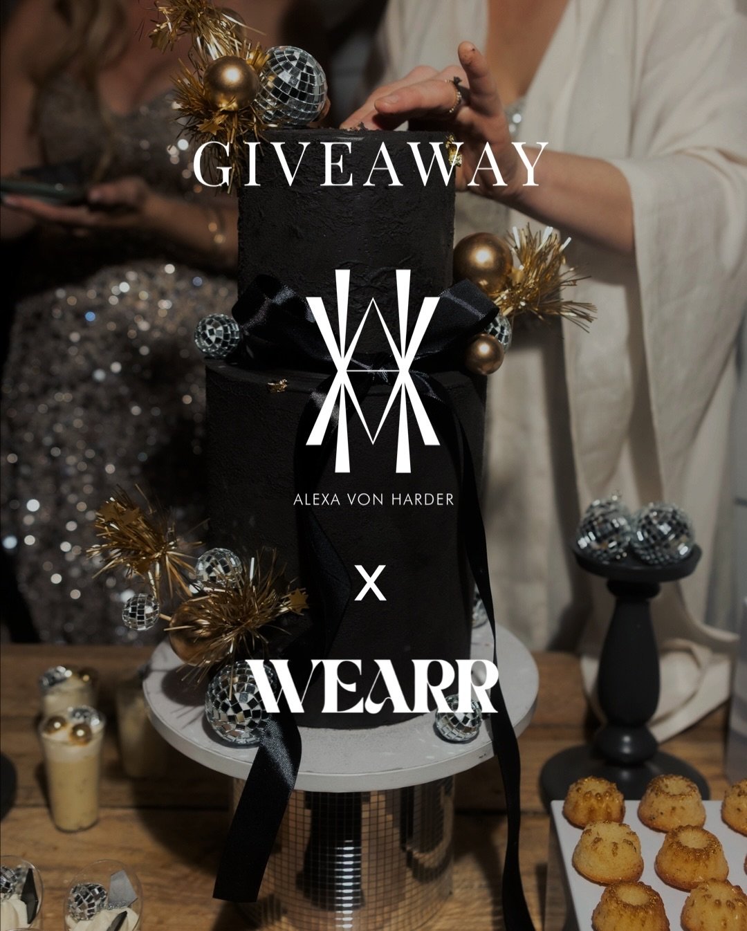 GIVEAWAY @wearr_collection x @alexavonharder ✨

English version below

Habt ihr schon Silvester-Pl&auml;ne? Denn bei unserem Giveaway k&ouml;nnt ihr ein Kleid mit passender Torte f&uuml;r eure Party gewinnen! 🥂

Das k&ouml;nnt ihr gewinnen:
- Ein Re