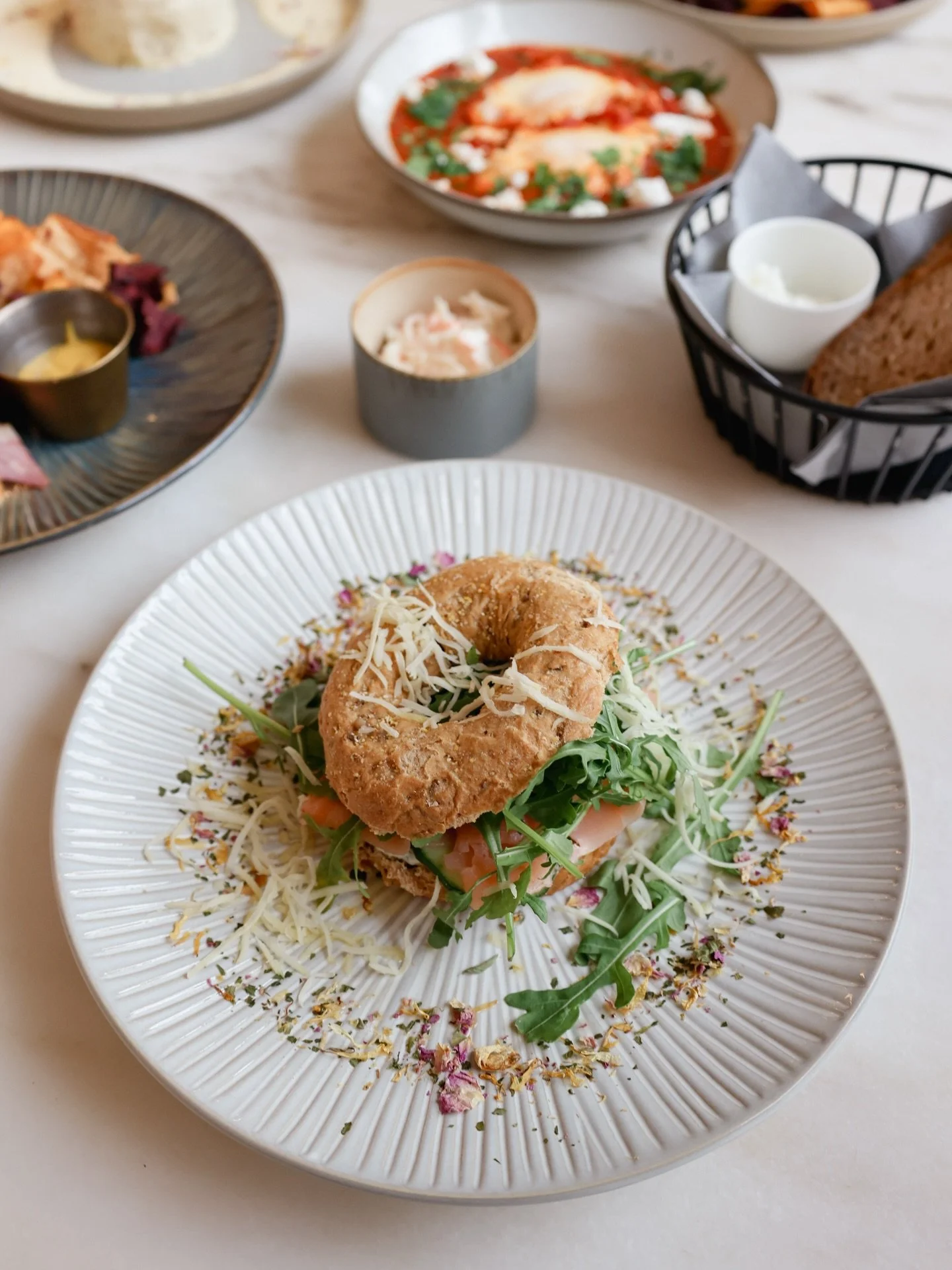 BRUNCH ALL DAY 🥐

📍Caf&eacute; Alexa von Harder 
Ismaningerstr. 50
81675 M&uuml;nchen 
Mi-Sa 10-17 Uhr 

📍Alexa von Harder Daily
F&uuml;nf H&ouml;fe, Kardinal-Faulhaber-Str. 11
80333 M&uuml;nchen 
Mo-Sa 10-18 Uhr 

#munichcafe #brunchallday #munic