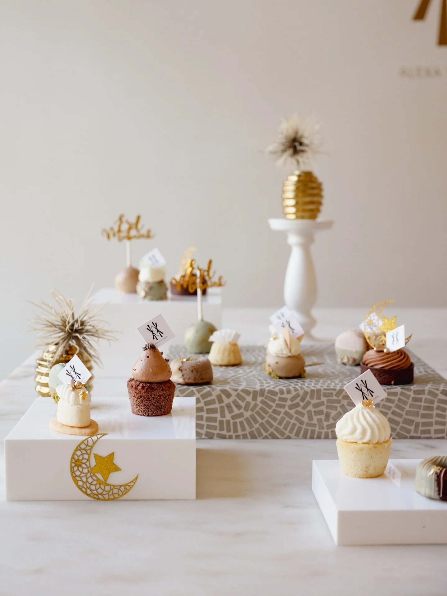 Eid Mubarak Patisserie Box🌙

Ab sofort &uuml;ber unsere Website vorbestellbar! ✨

#eidmubarak #ramadan #iftarsweets #patisseriebox #munichcakes