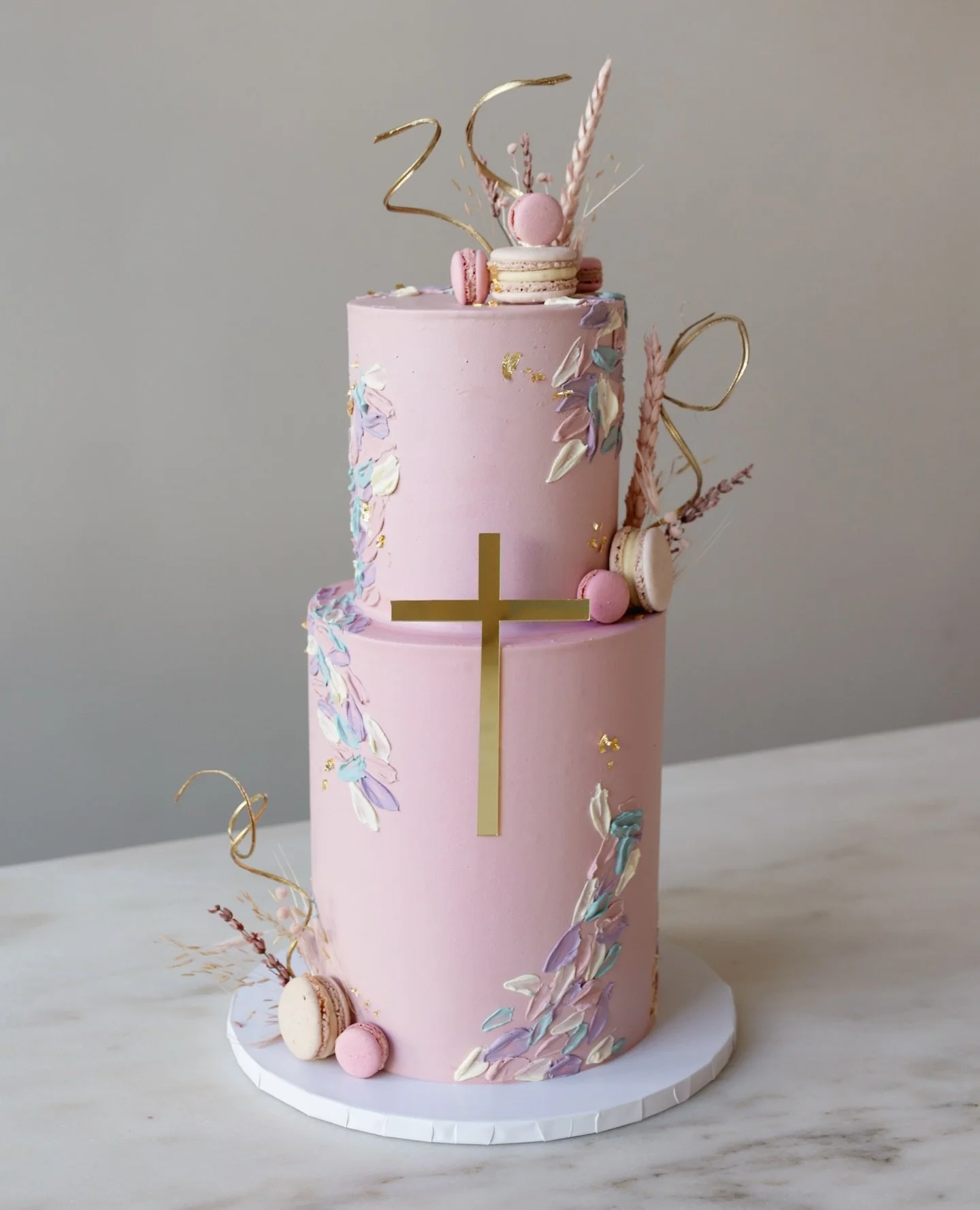 Tauftorten 🕊️

Hier seht ihr einige Kreationen die wir anl&auml;sslich einer Taufe, Kommunion oder Konfirmation umgesetzt haben. ✨

#tauftorte #baptismcake #munichcakes #cakedesign #cakedecoration