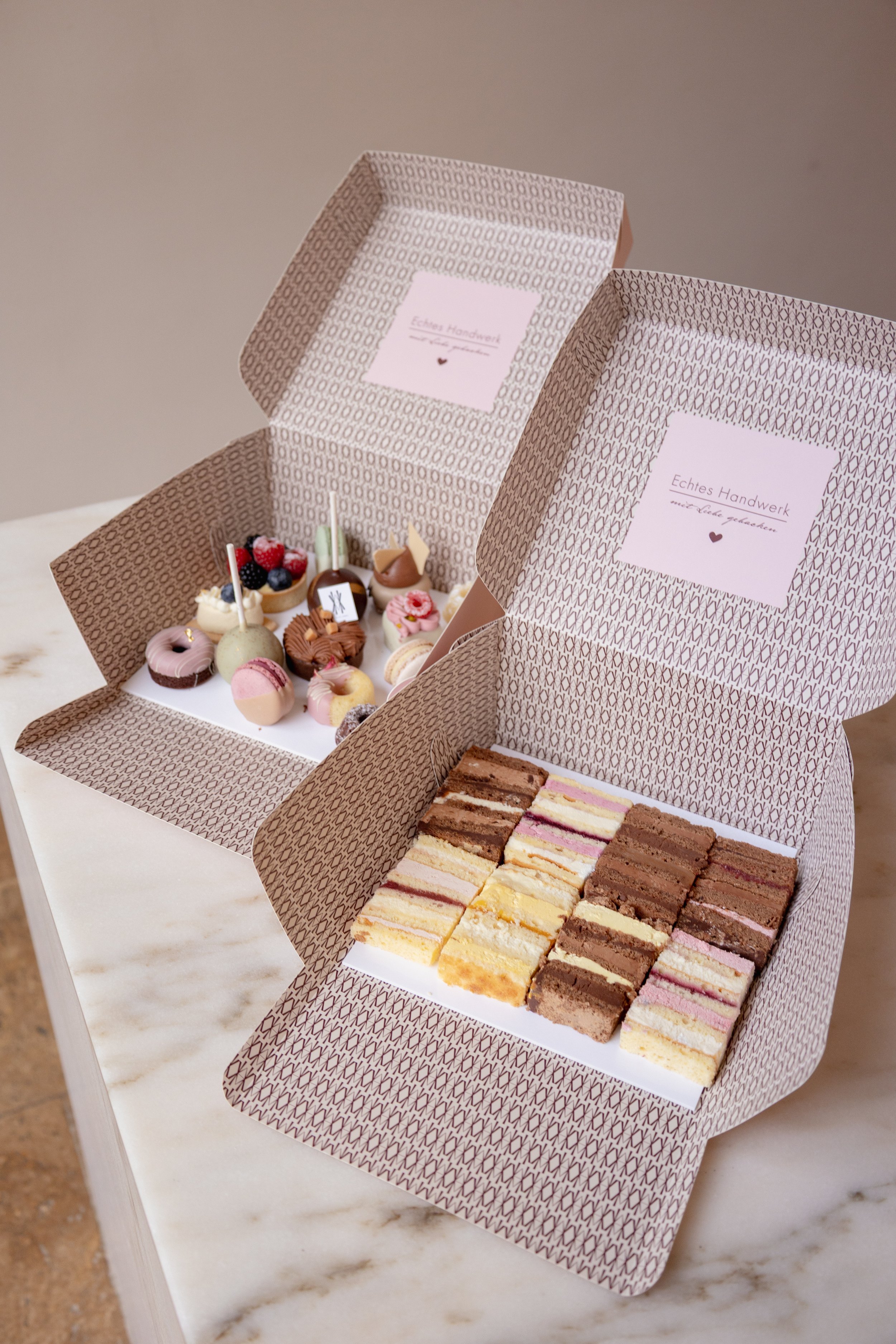 Cake & Patisserie Tasting Box - to go