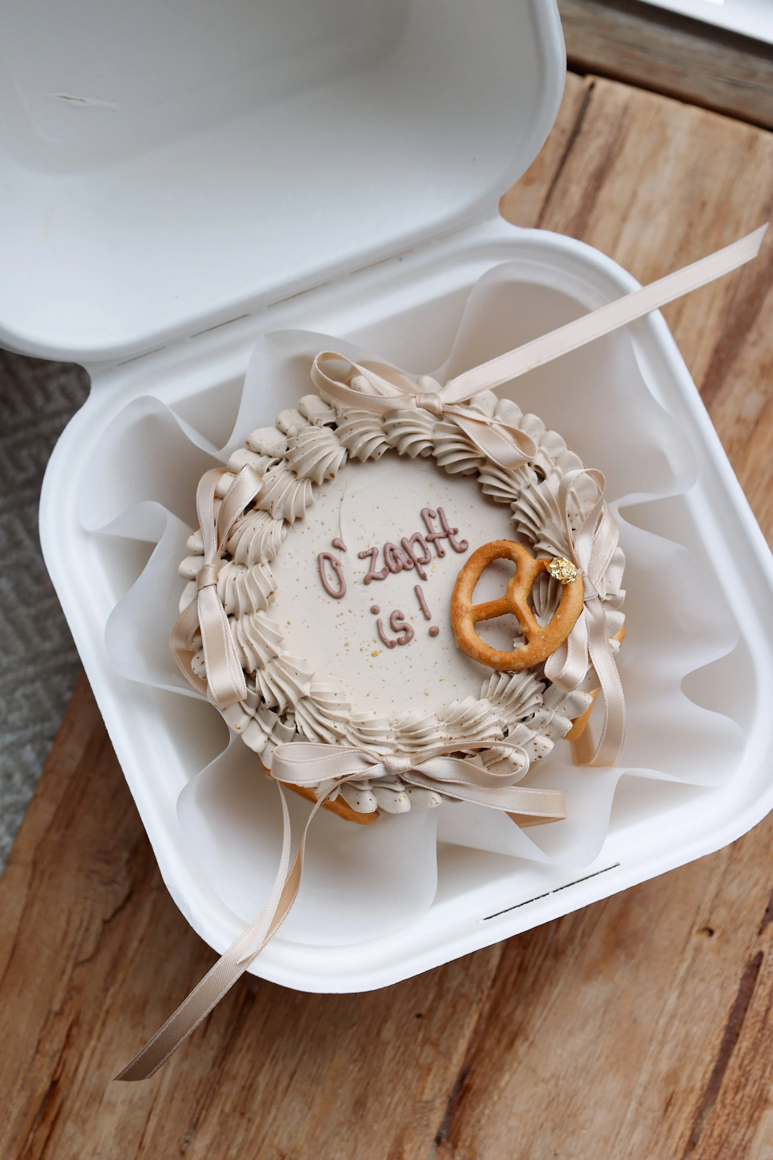 BAVARIAN Bento Cake