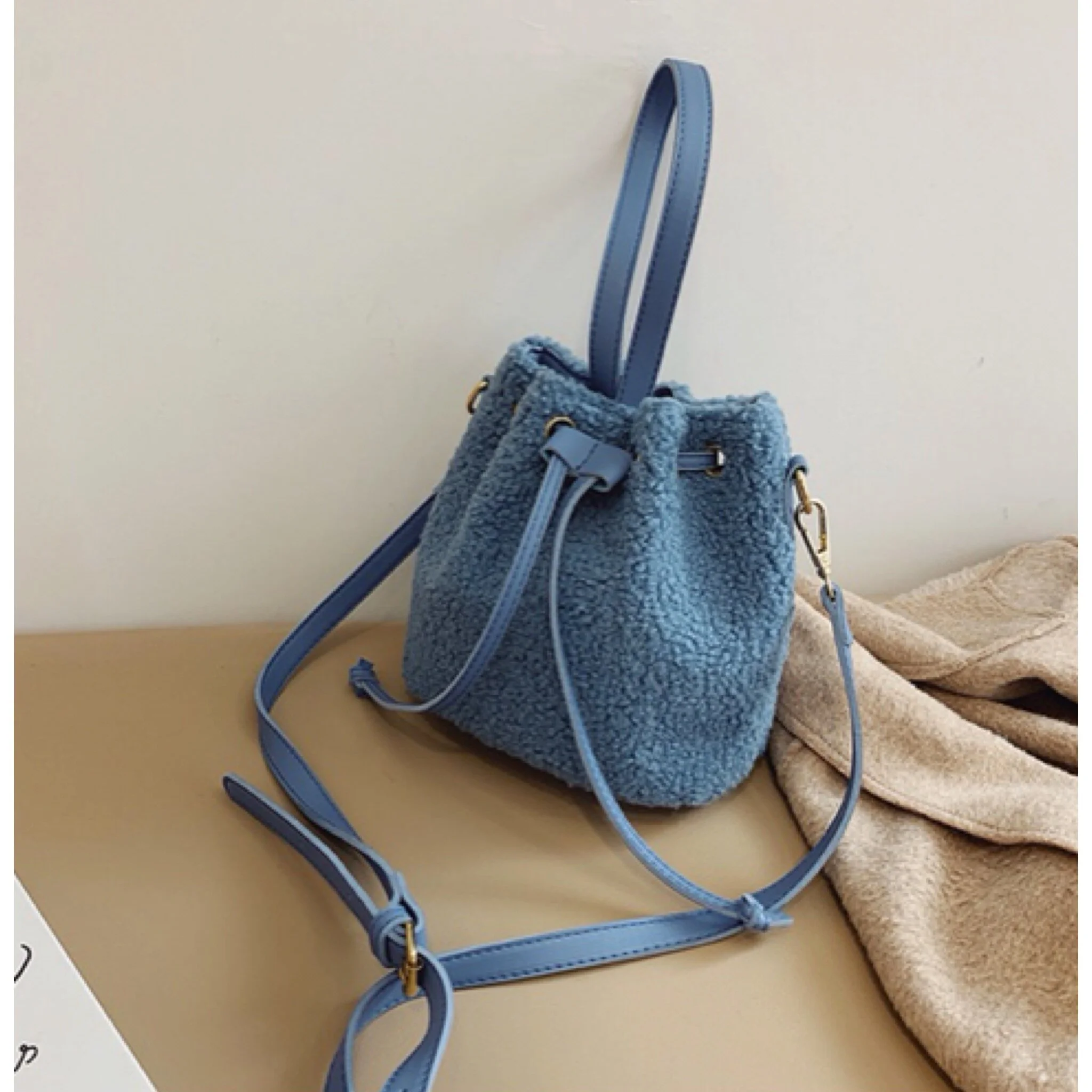 525AAC08-3973-4D95-839F-2708D80579EC