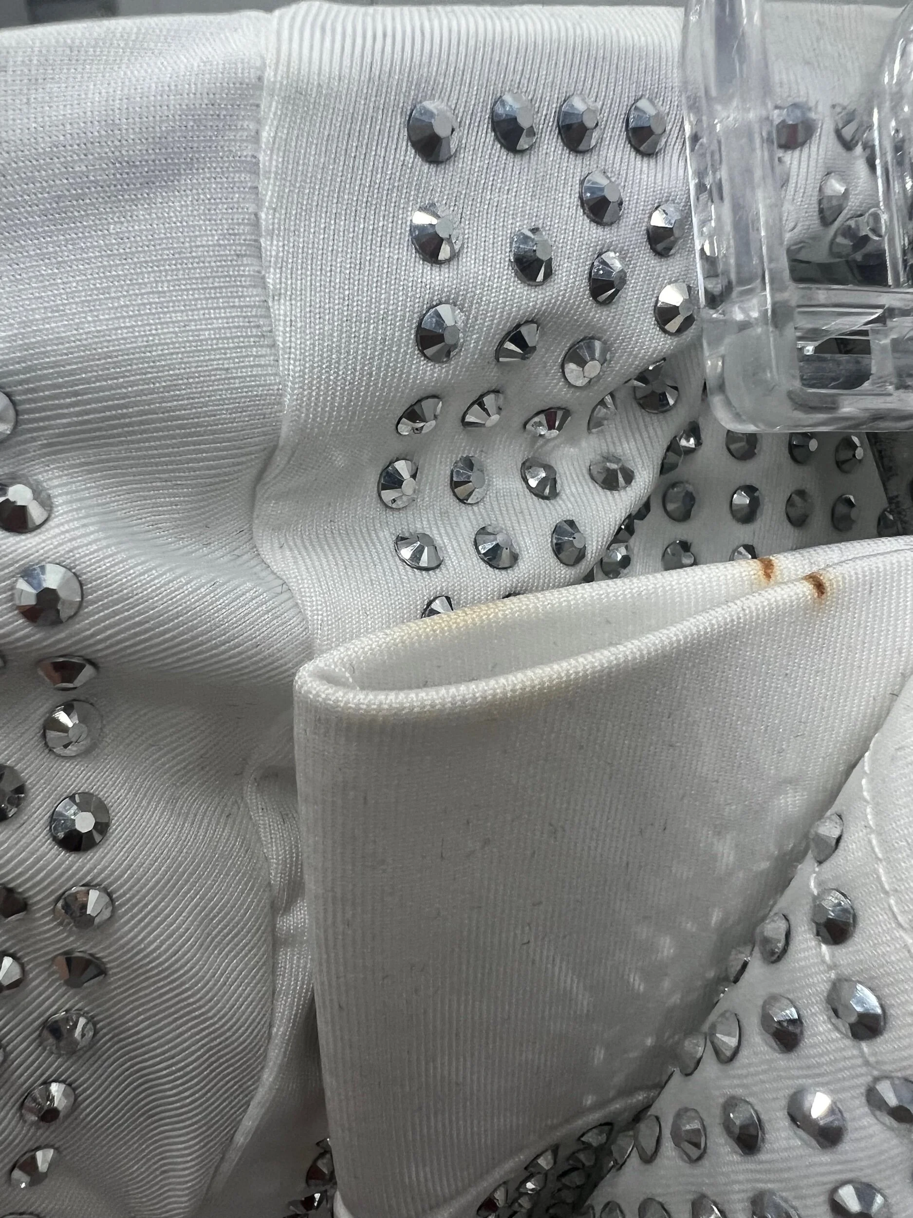 AB8635FA-937F-4D24-B46B-D43A5D6CBE06