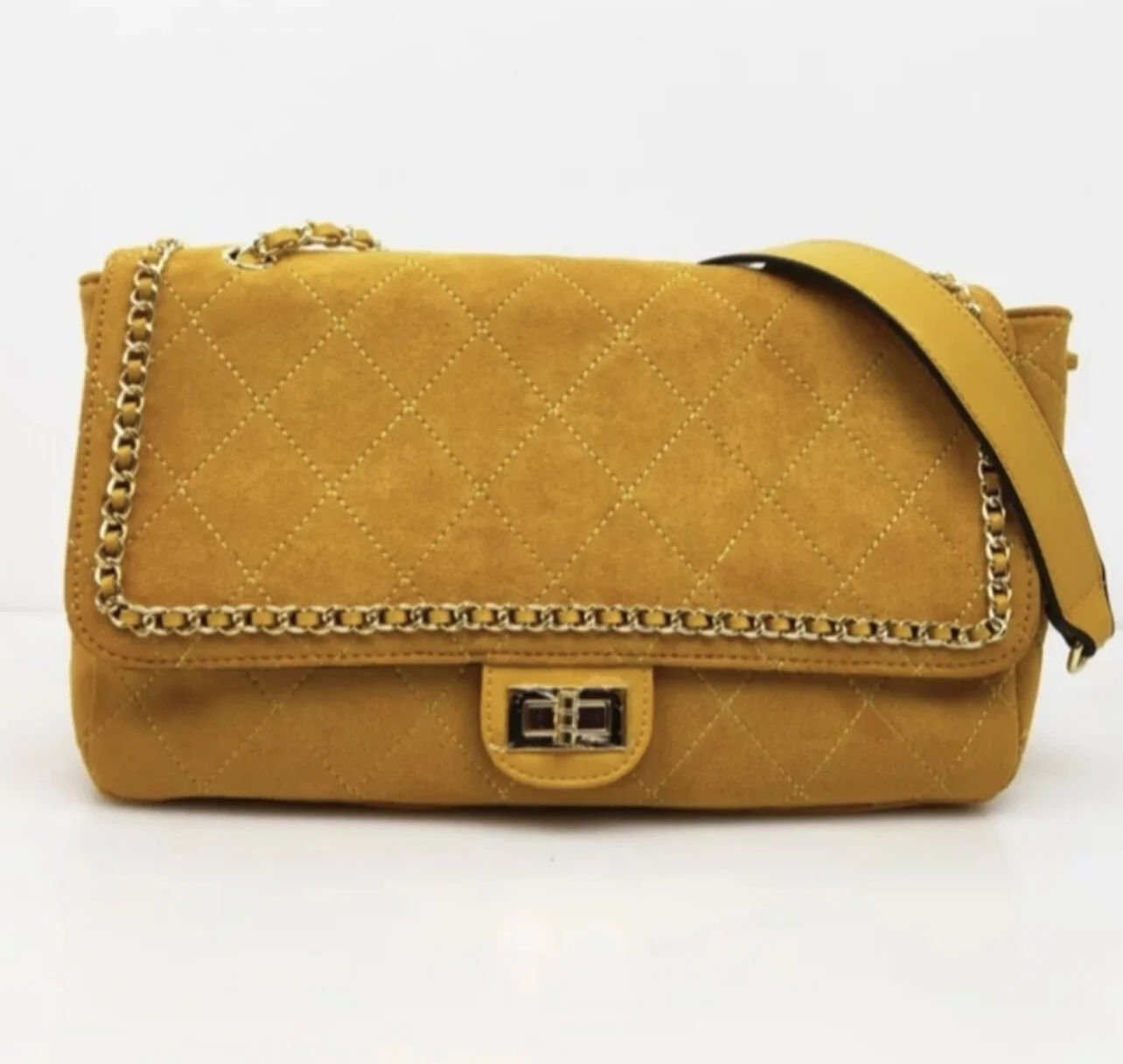 17A8F252-6793-4F7C-8391-D8A4D150DDFF