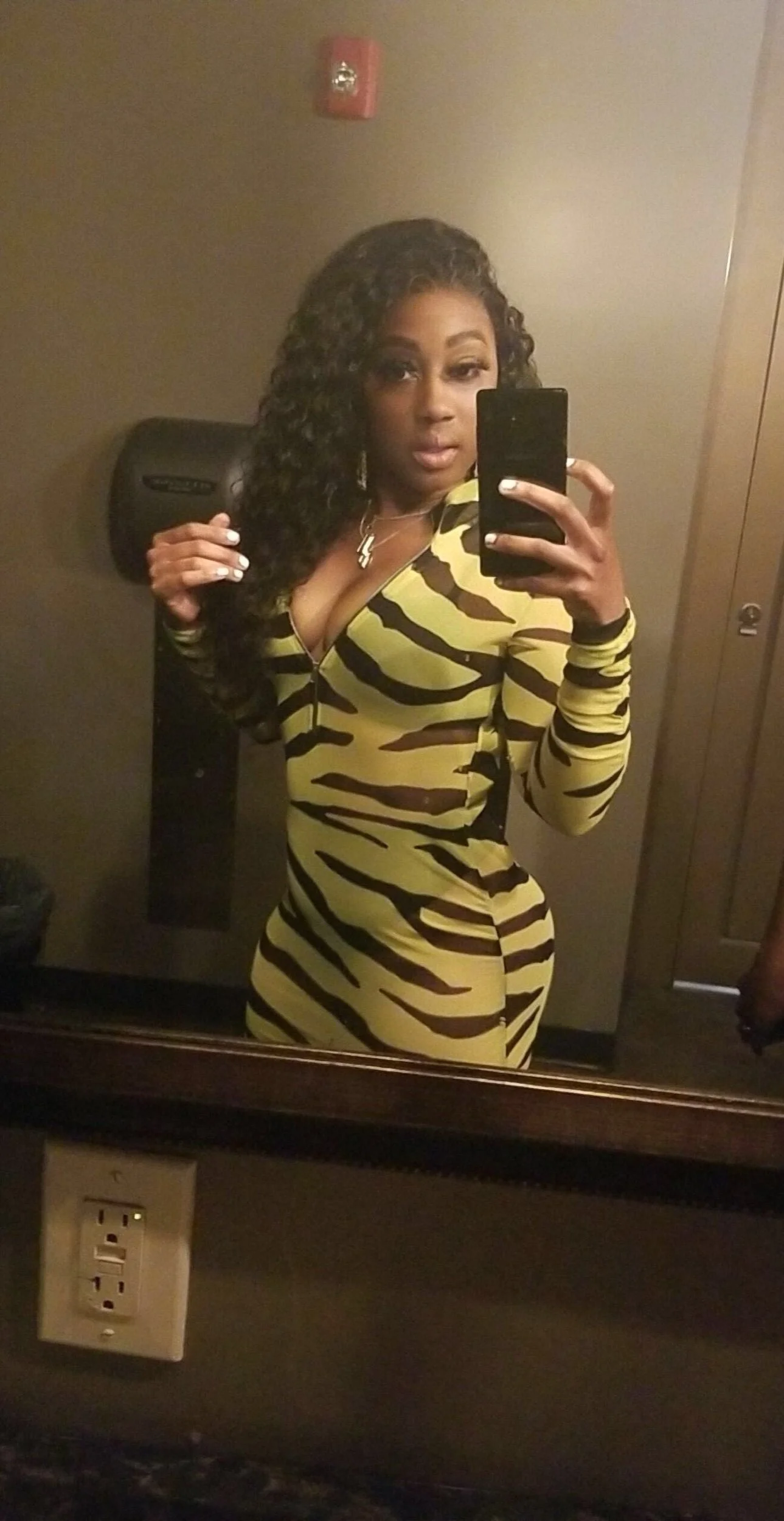 8AF03382-D63F-4EF3-92B3-34B43BA89A59