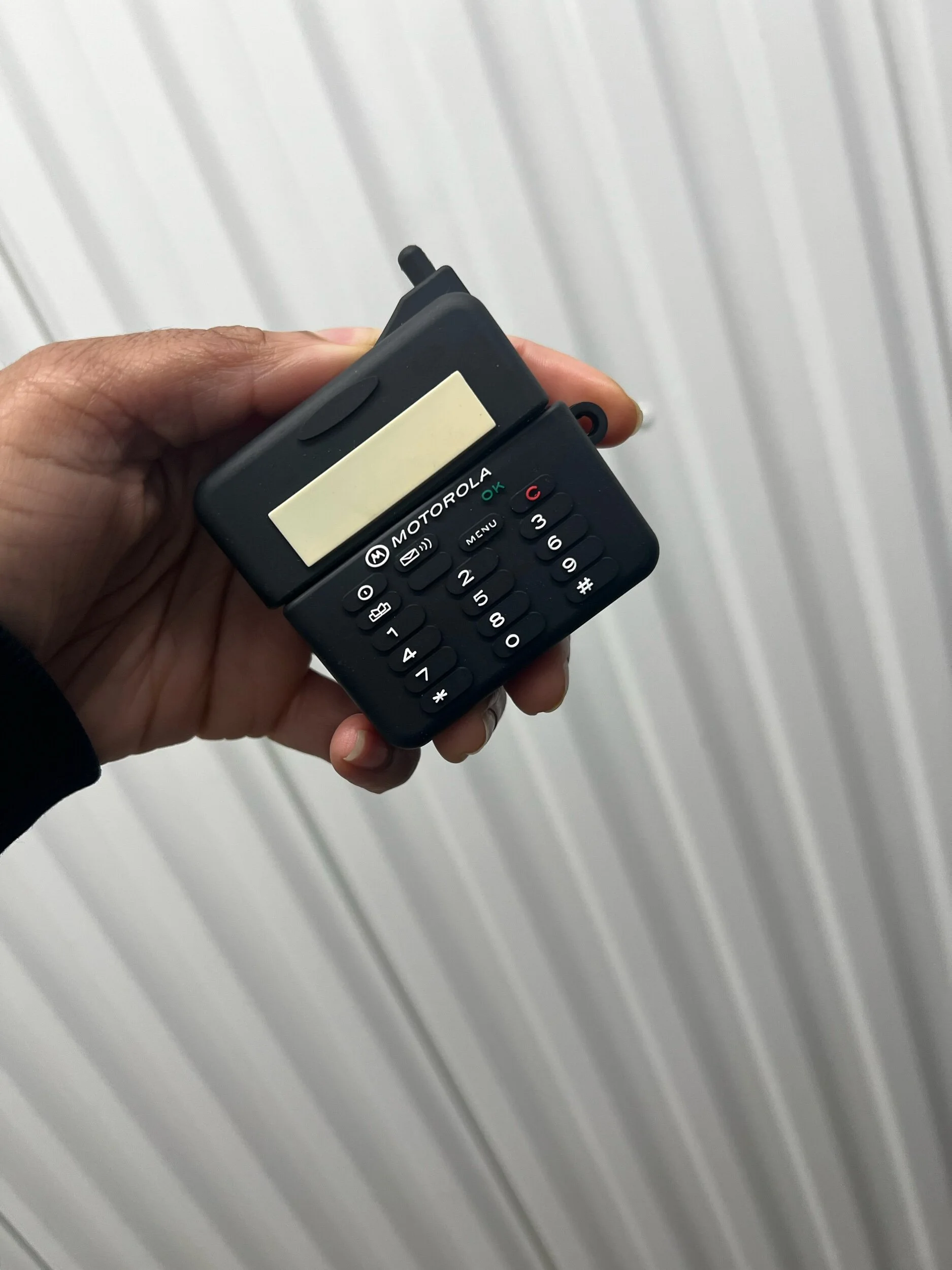 06950EA8-4EF4-4D9B-BFD9-E6B552C5A6A1