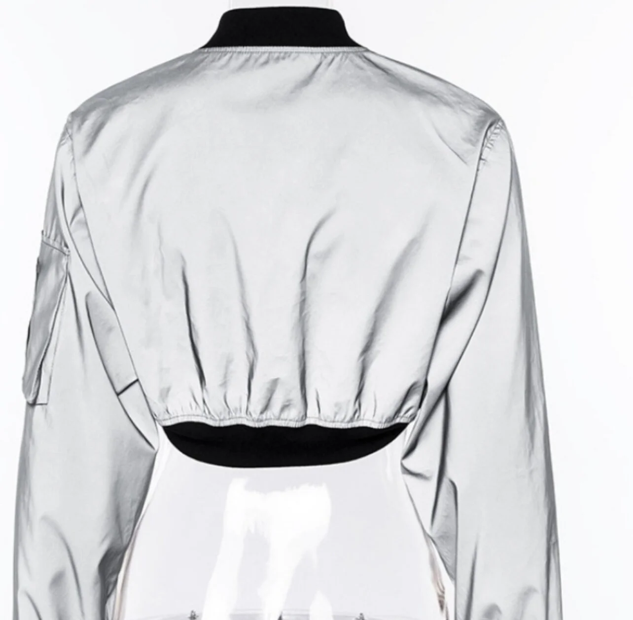 31241991-3C01-4902-8B64-01903F28C806