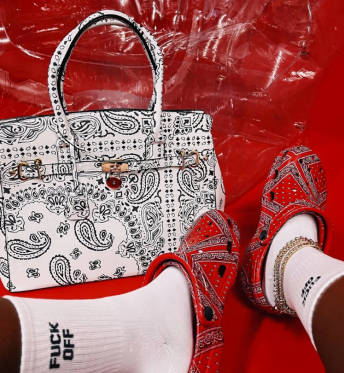 254E409D-5ADD-4F0C-B161-B71E2482B712