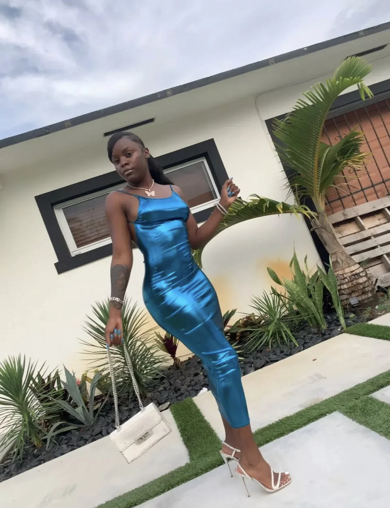 6BFC522C-72B3-41B4-A2DB-67F8BC99EDEC