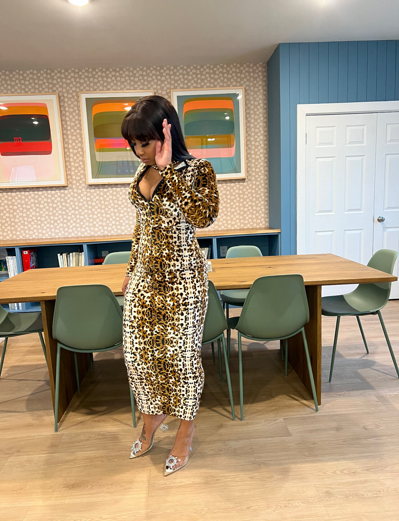 C16E7FFE-7E7E-4B2C-9179-C02A0FF745A6