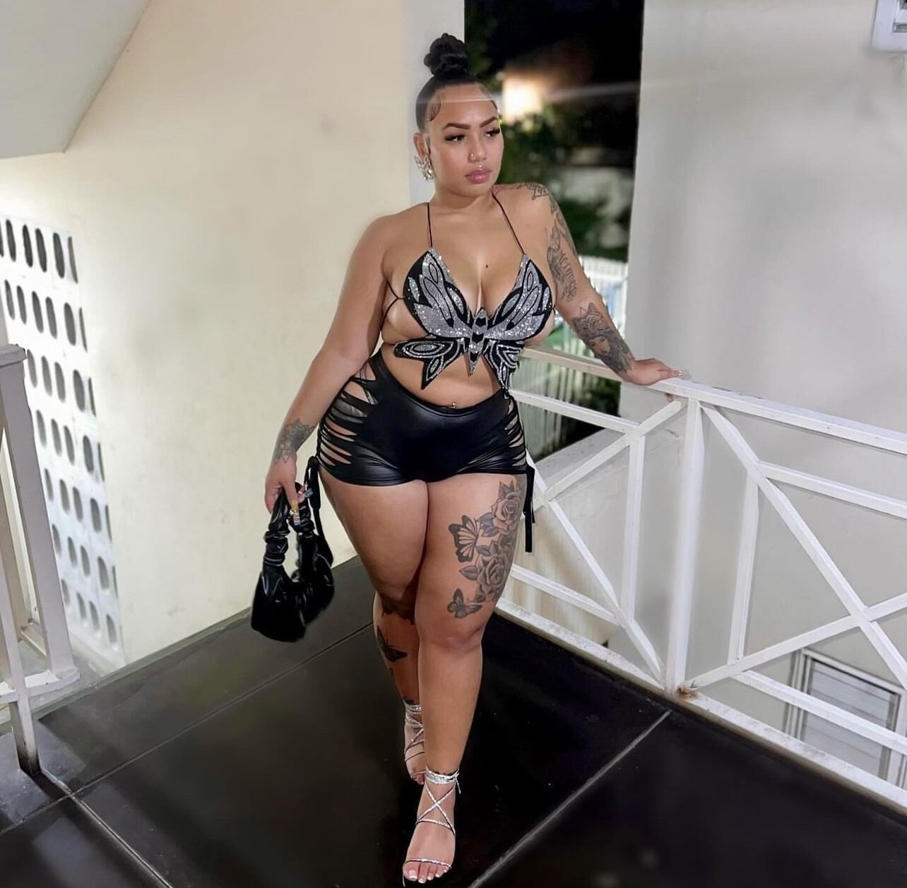 8906119F-0CE0-46D2-AFBC-E48BF1CCDCA4