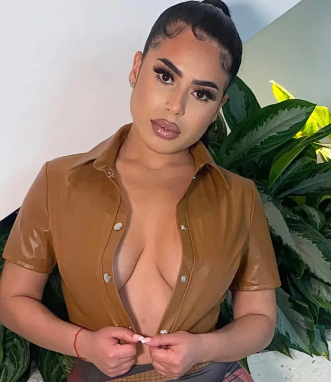 7A381826-A488-43D3-AC51-8967E7BB0742