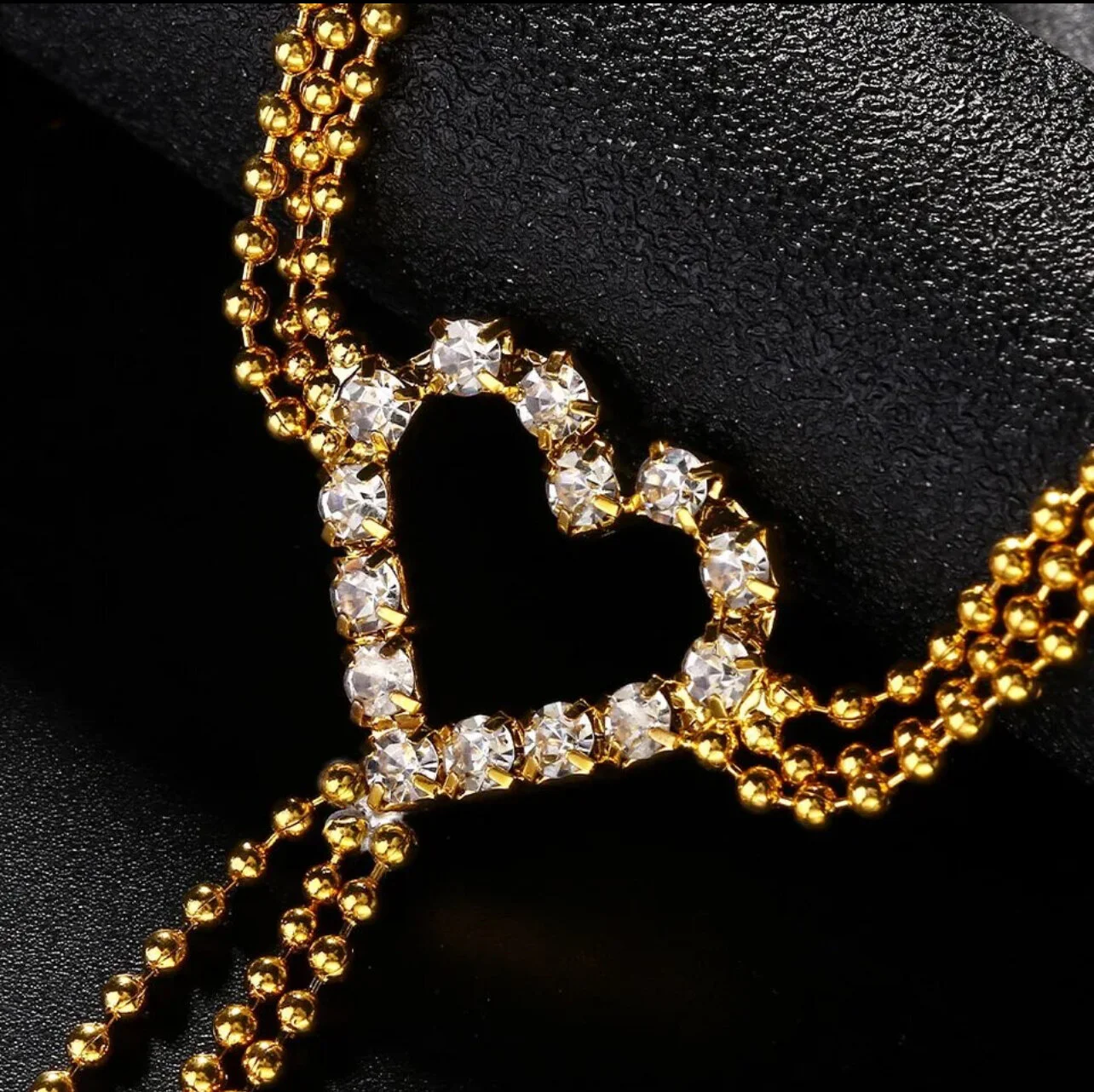 CB4058A3-E90F-4E90-BFAA-D044D7707009