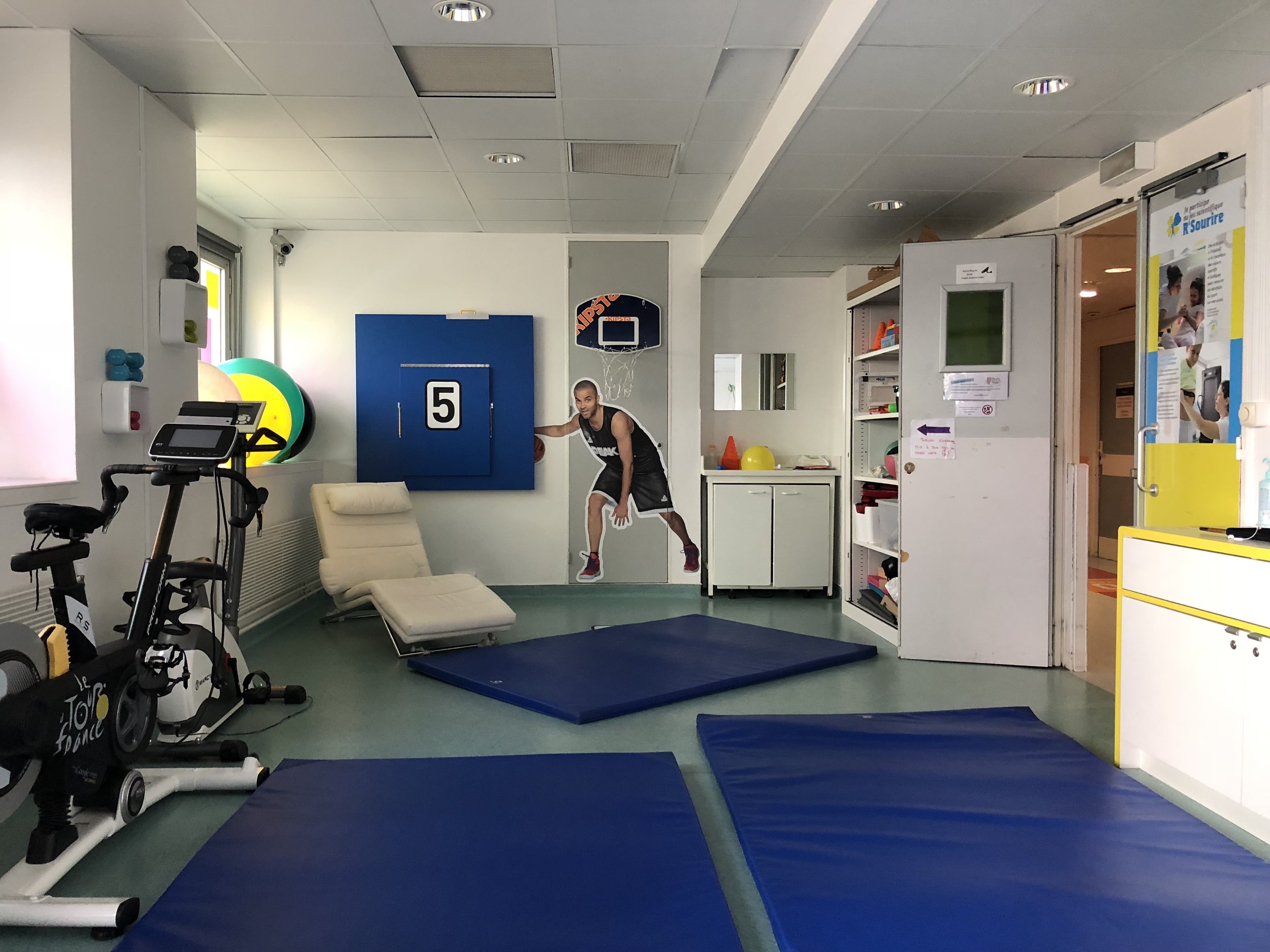 Sourire a La Vie dedicated sports facility within the oncology unit of La Timone Children Hospital in Marseille. This is the first of its kind in France.