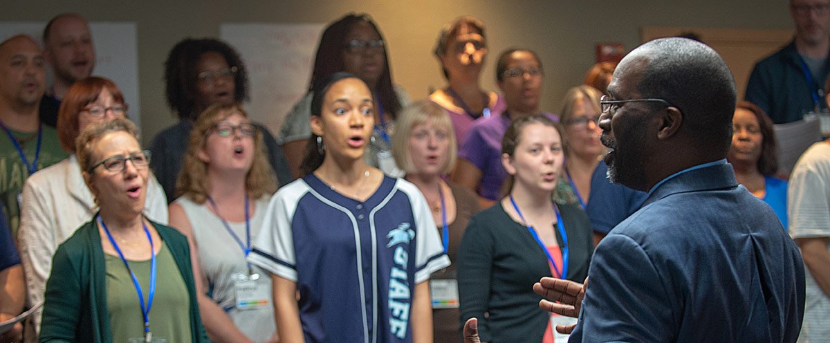 Chicago Teachers Tune In to the Benefits of Music Education Workshops