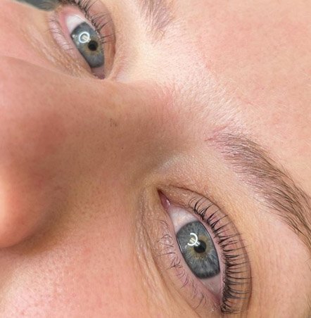 Lash Lift South Trail Calgary - OutLash.jpg