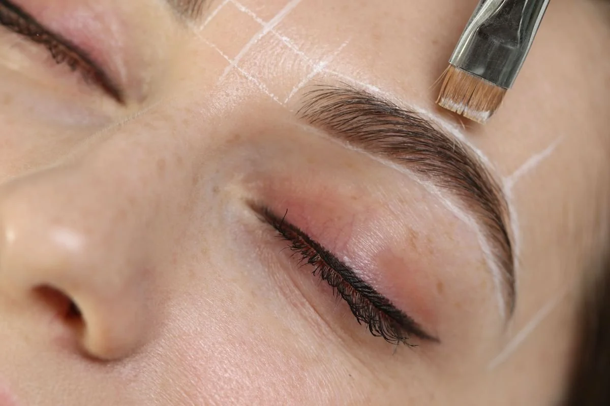 Summer-Ready Brows: Booking Your South Trail Appointment Now