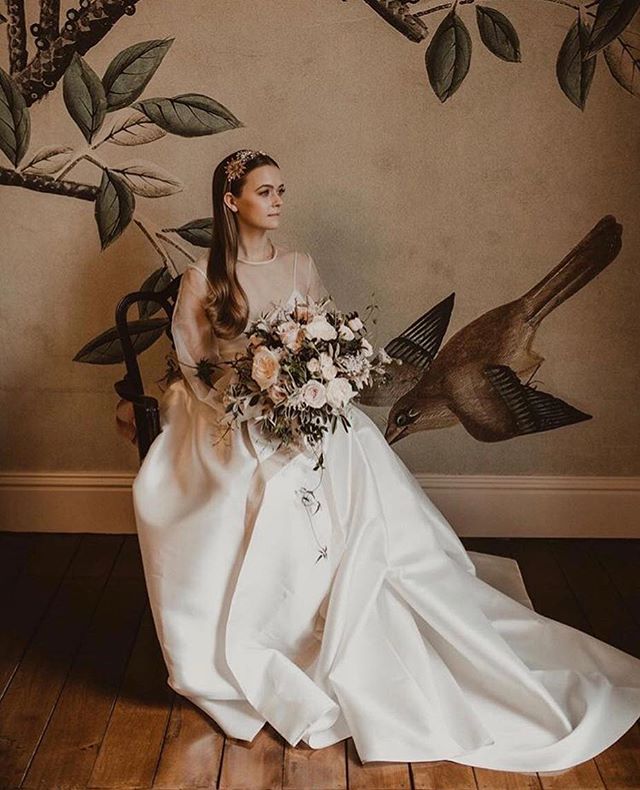 ✨ Head over to @rockmywedding and check out their latest post featuring our shoot at @garthmylhall where the RMW gals are talking all things hair accessories ✨ Featuring the most beautiful handmade pieces by @sixpennybride ✨

This Photography by @nes