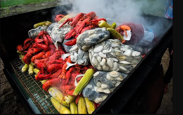 How to host a clambake at home - Reviewed