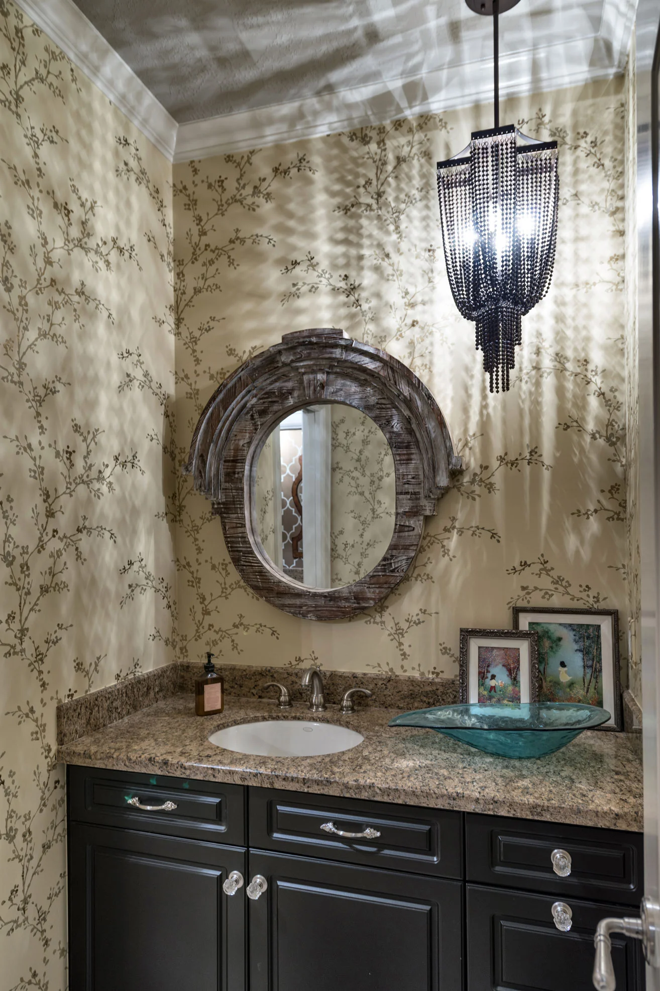 Jorge-Cantu-bathroom-1-2.jpg