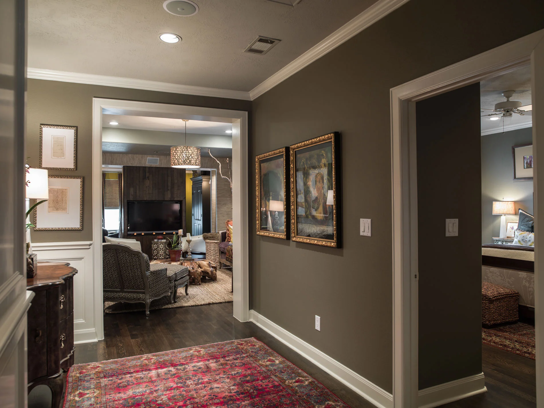 Jorge-Cantu-up-foyer-1-1.jpg