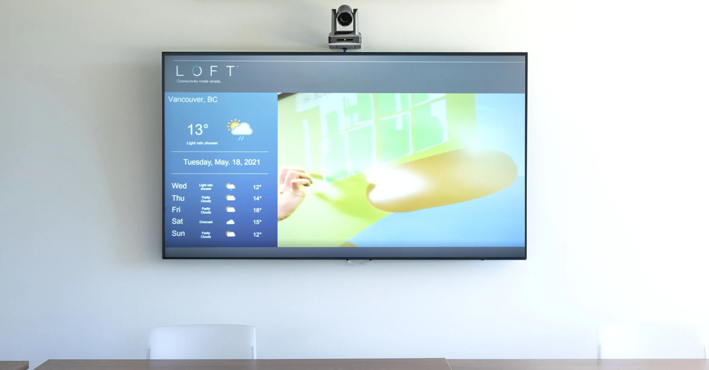 LOFT DS Series Commercial Display - A Complete Digital Signage Solution